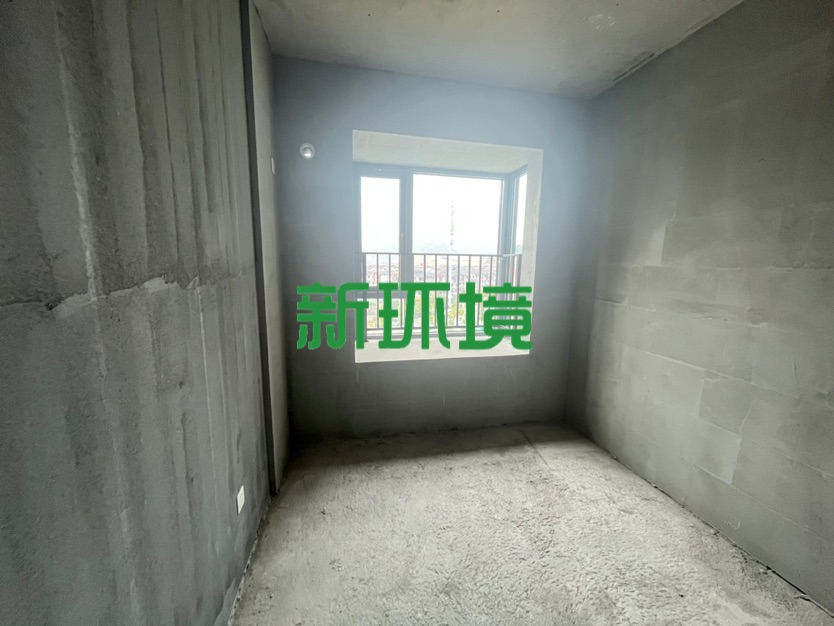 中建凤栖台  3室2厅1卫   44.80万客厅