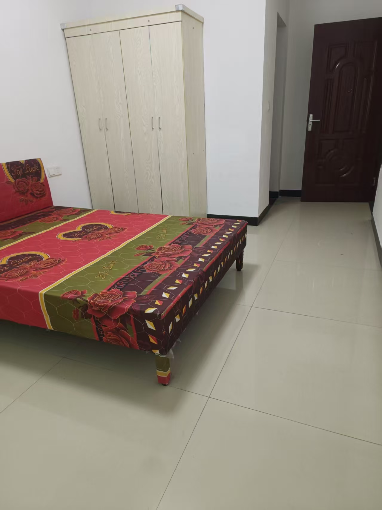 马良村散盘  2室2厅1卫    800.0元/月 马良村散盘  2室2厅1卫    800.0元/月室内图