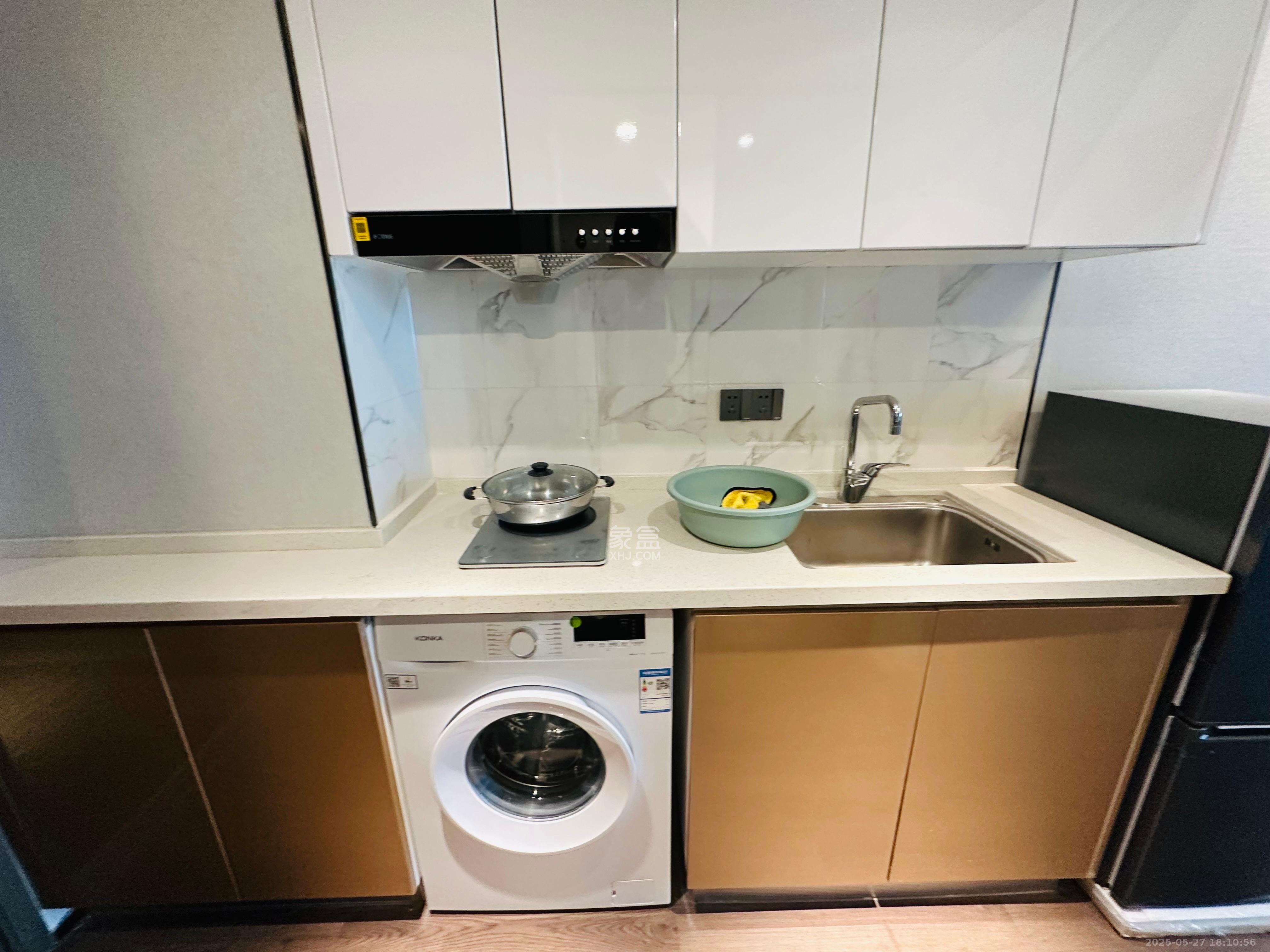 达美寰宇中心 2室2厅1卫 3200.0元/月 达美寰宇中心 2室2厅1卫 3200.0元/月室内图