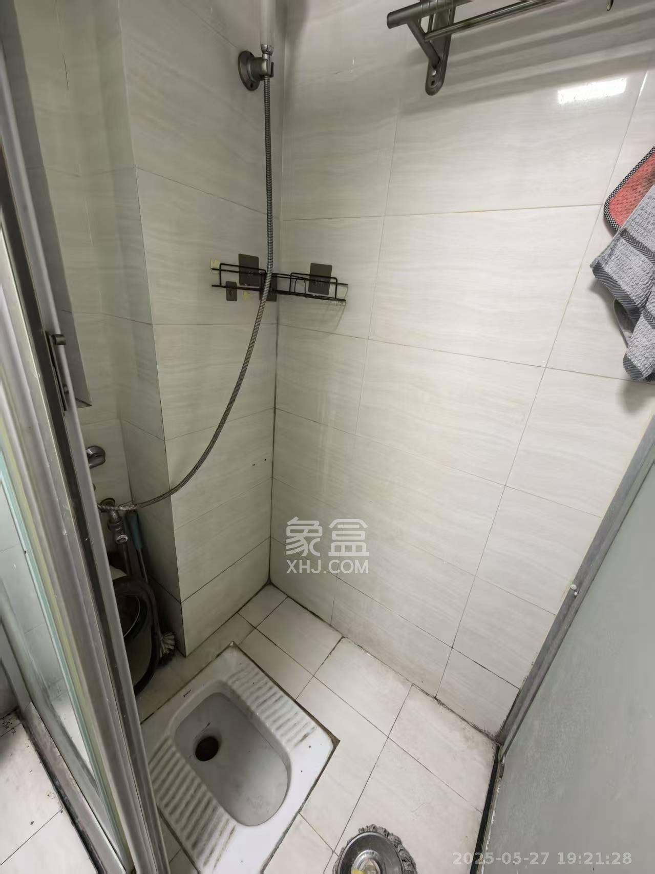 湘府东苑  1室1厅1卫   1600.00元/月室内图