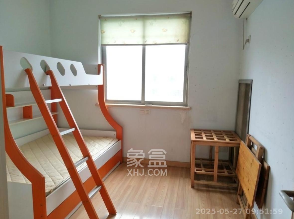 阳光100二期  3室2厅2卫   2700.00元/月室内图