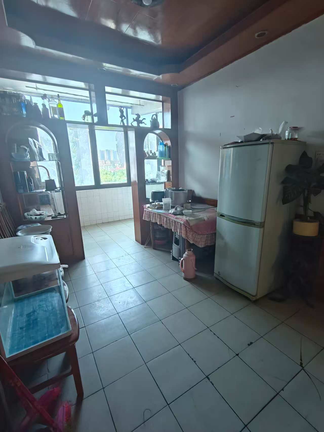 赫山社区建设银行家属区  3室2厅1卫   500.00元/月