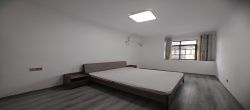 万恒白金汉宫  4室2厅2卫   2800.00元/月