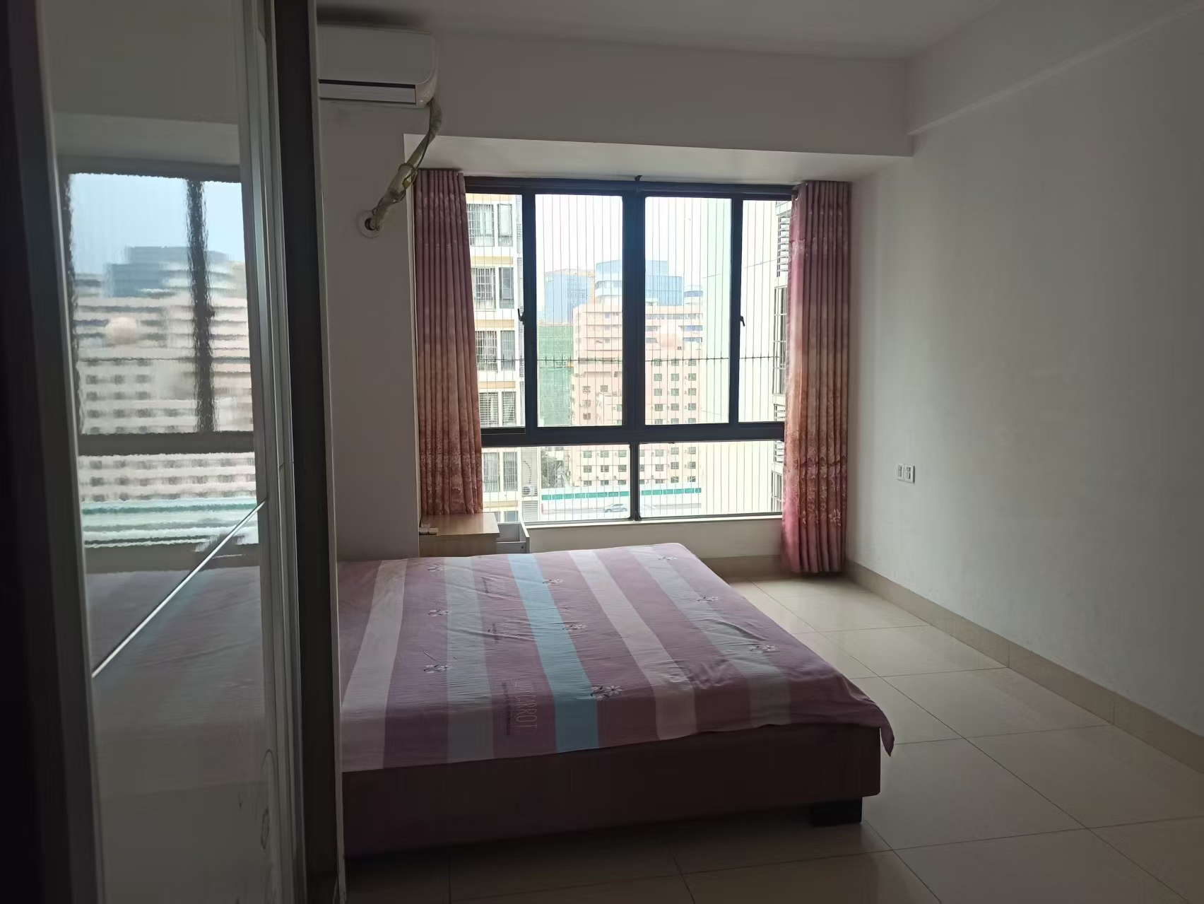 瑞园二期  3室2厅2卫    3000.0元/月 瑞园二期  3室2厅2卫    3000.0元/月室内图