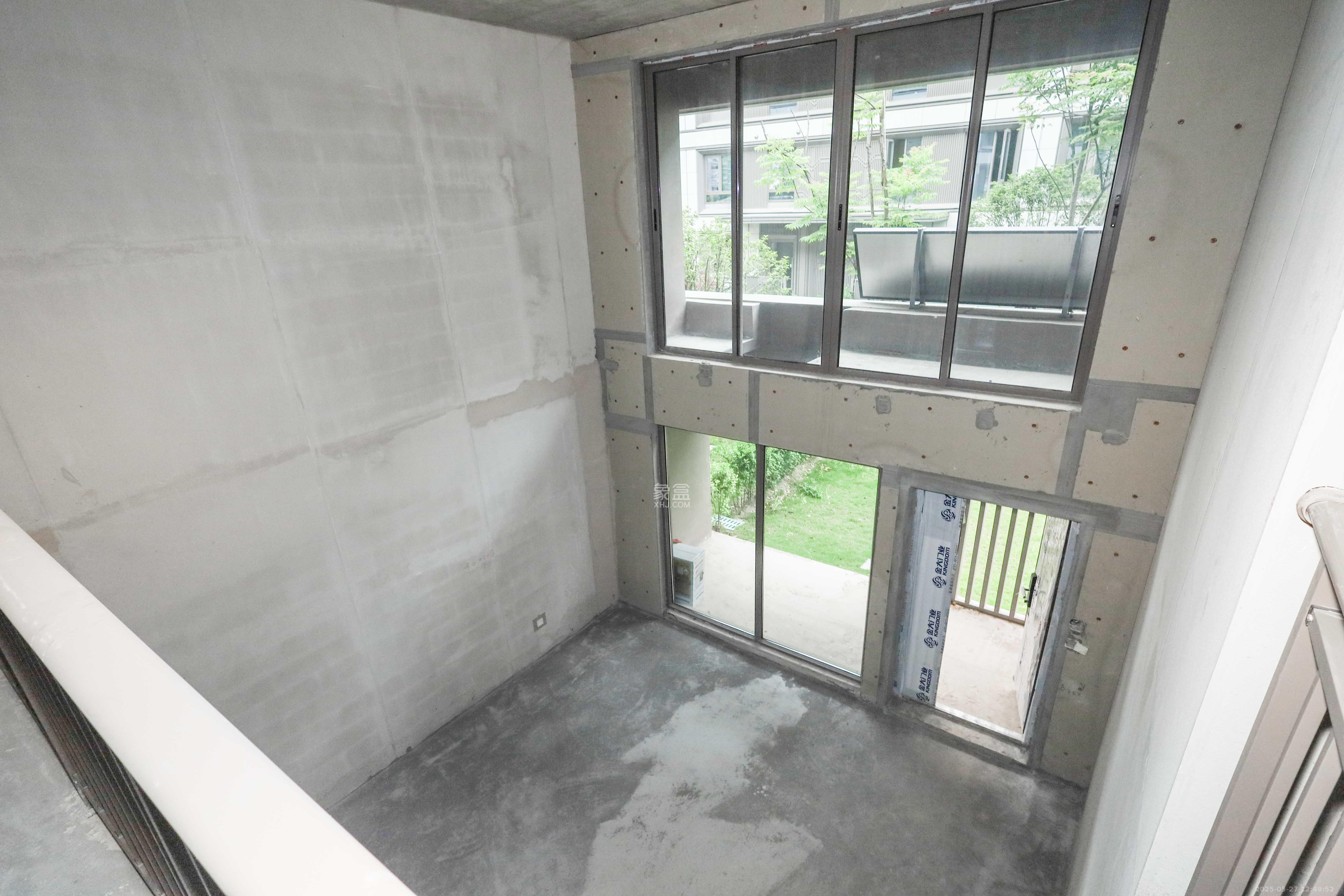 长沙溪山悦  5室2厅2卫   285.00万客厅
