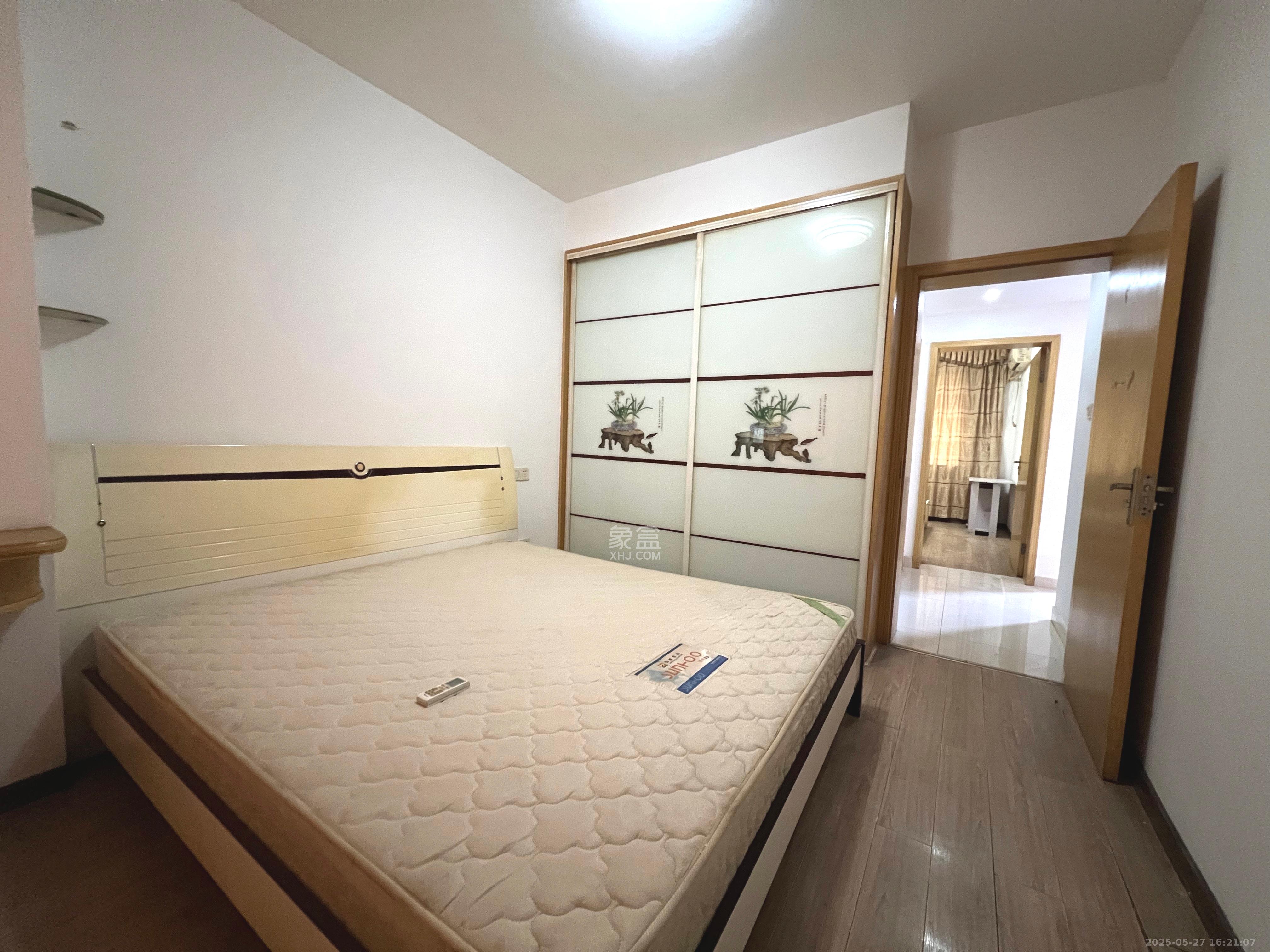 茶叶大市场“山水茗园”  1室2厅1卫   1400.00元/月室内图