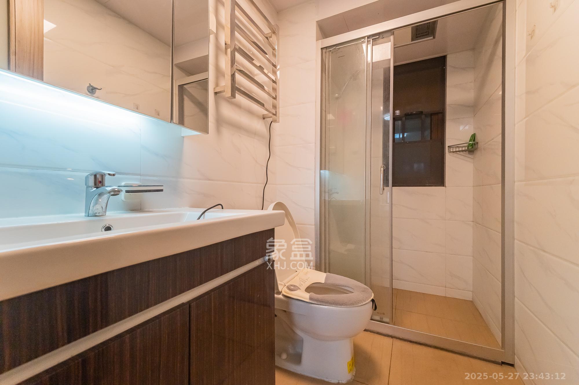 碧桂园中央花园 3室2厅2卫 80.0万 碧桂园中央花园 3室2厅2卫 80.0万卫生间