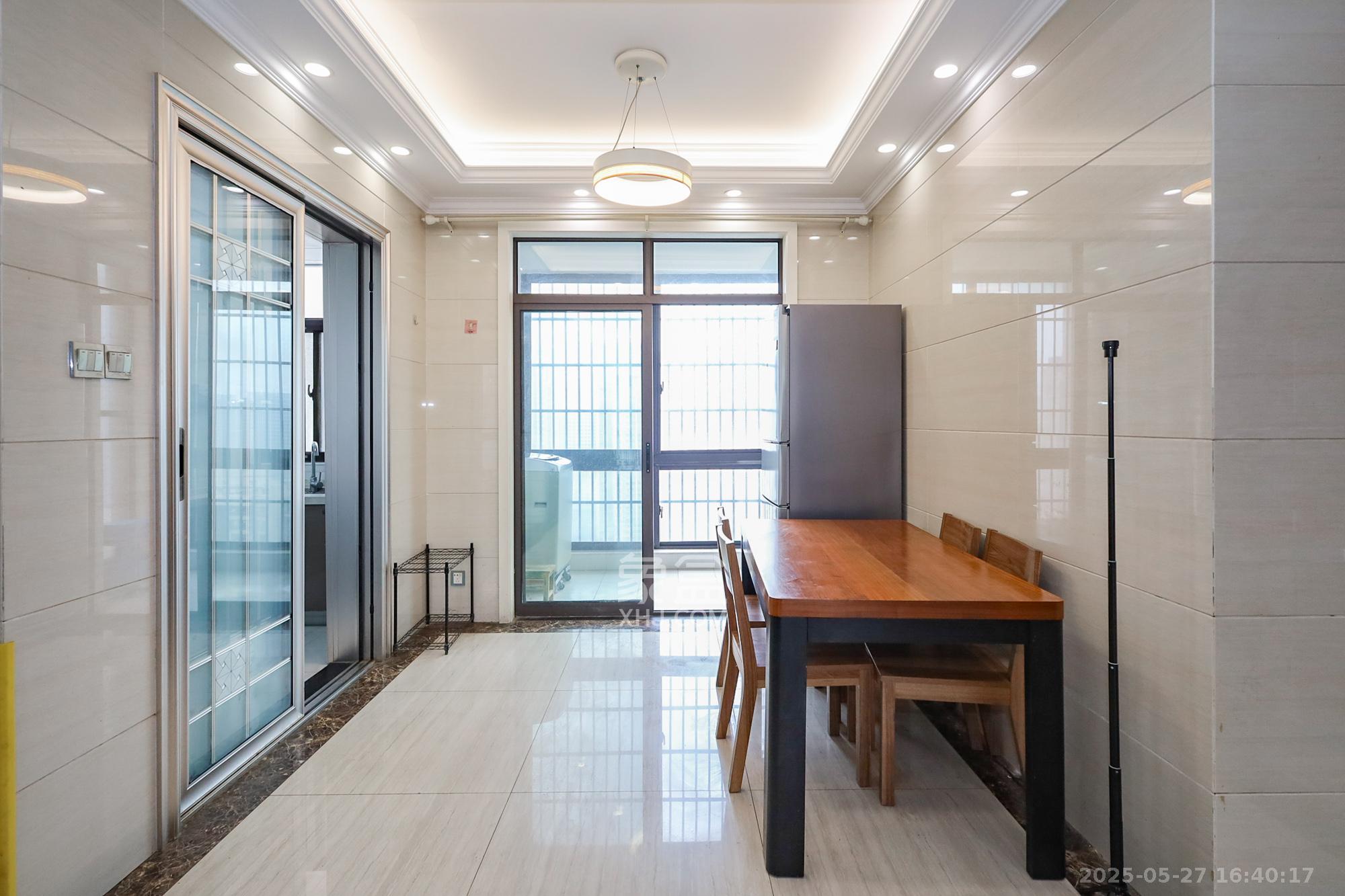 阳光丽城一期 4室2厅1卫 155.0万 阳光丽城一期 4室2厅1卫 155.0万其他