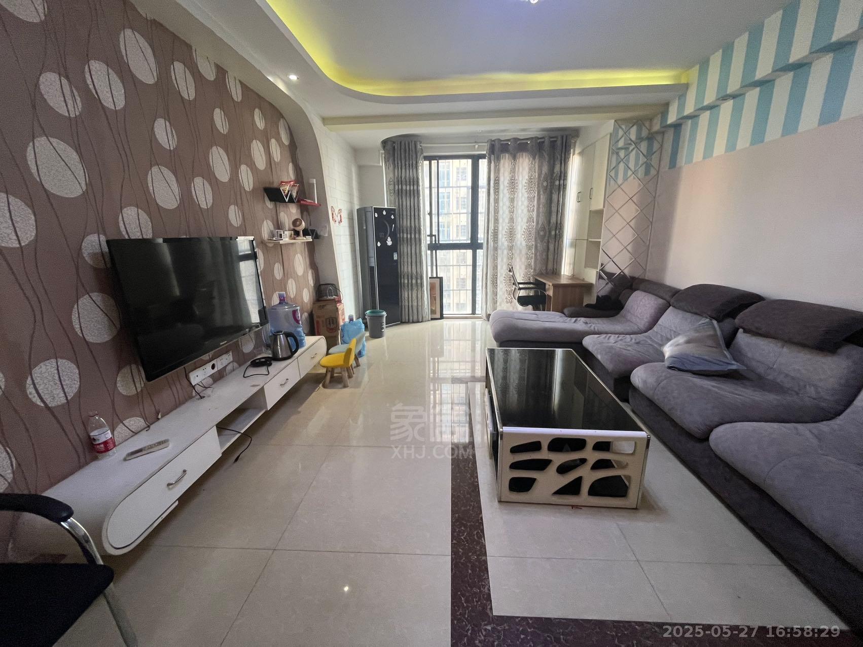 百江花园 3室2厅2卫 1600.0元/月 百江花园 3室2厅2卫 1600.0元/月室内图