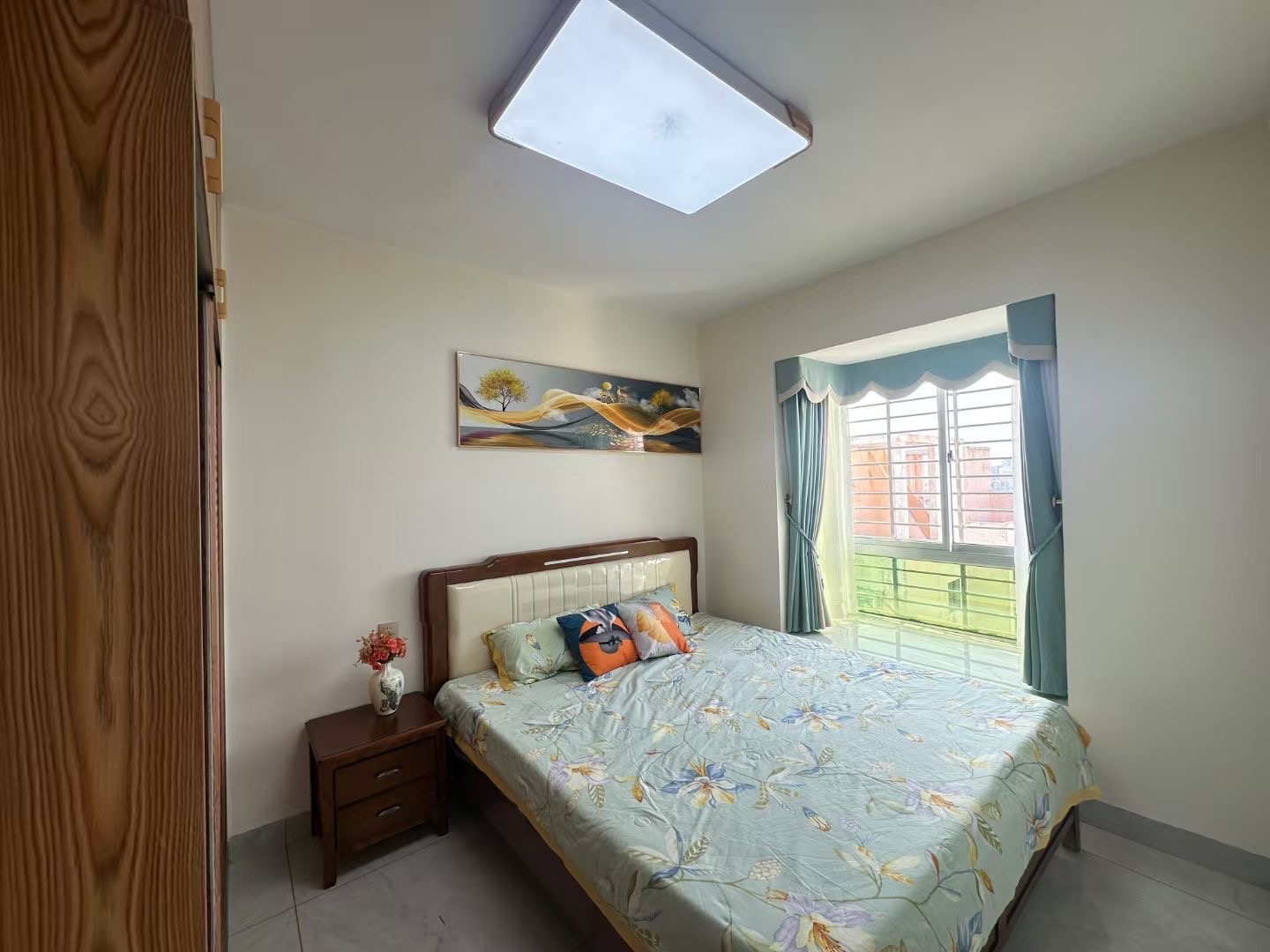 水岸星城A小区  1室0厅0卫    89.0万 水岸星城A小区  1室0厅0卫    89.0万客厅