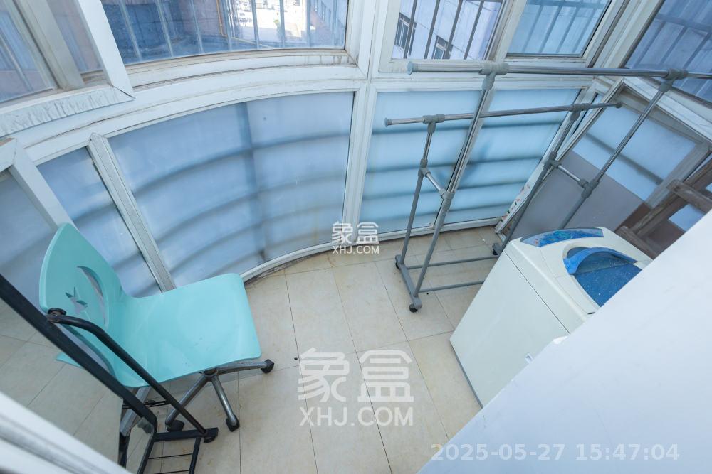 开源鑫苑  3室2厅1卫   2000.00元/月室内图