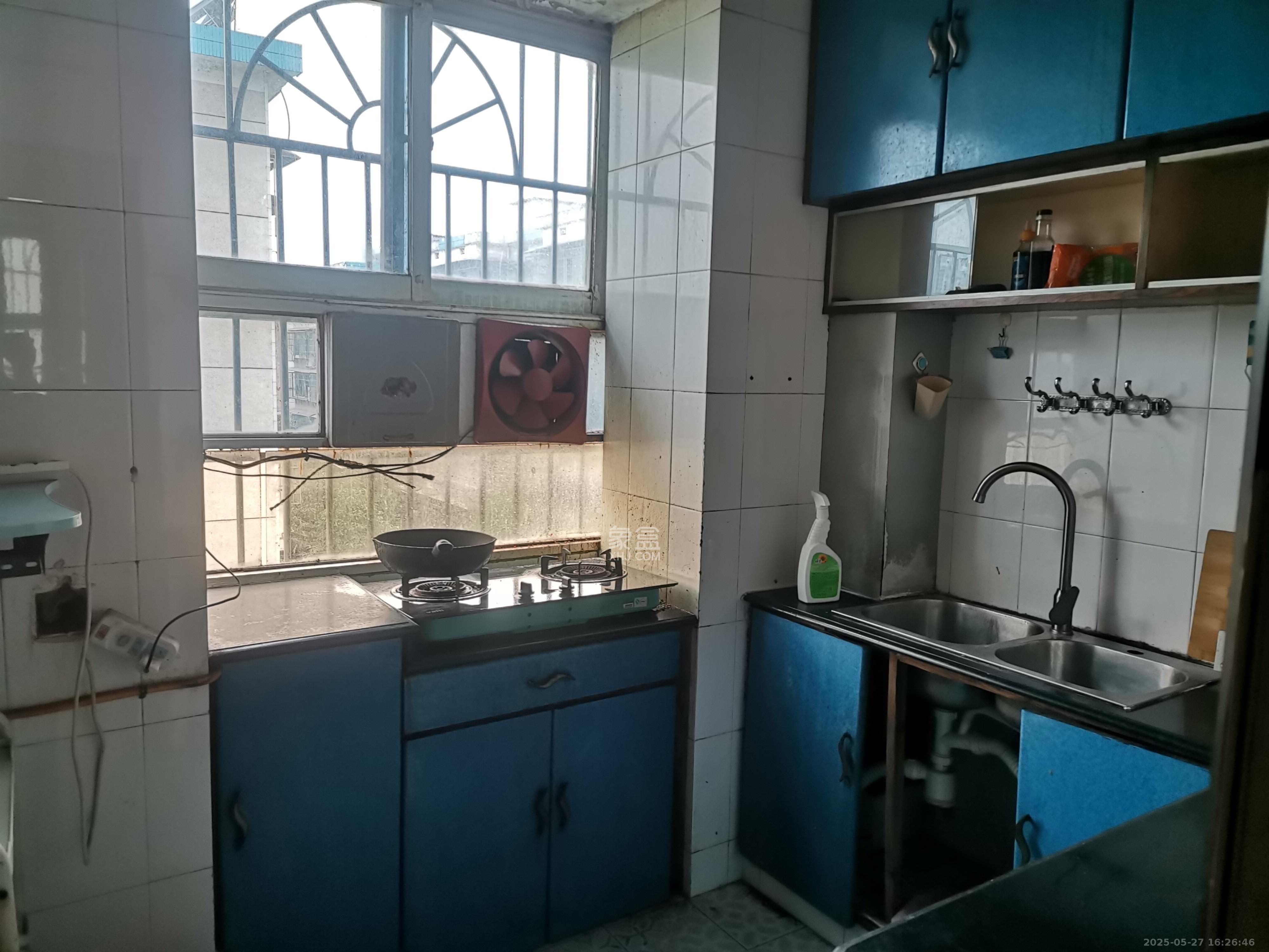 怡荷园 2室2厅1卫 1500.0元/月 怡荷园 2室2厅1卫 1500.0元/月室内图