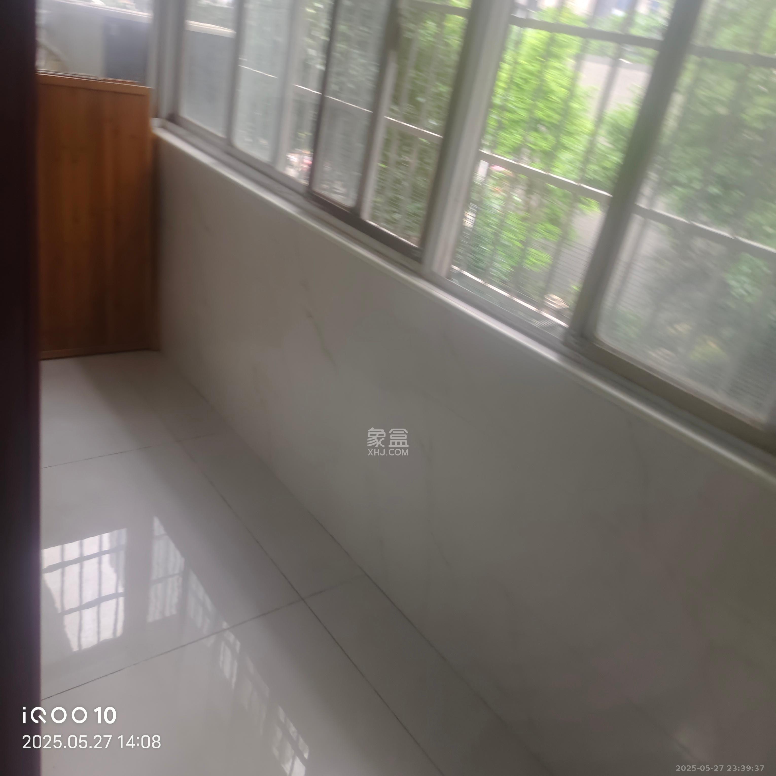 五一大道202(中环壹世界) 3室2厅1卫 6500.0元/月 五一大道202(中环壹世界) 3室2厅1卫 6500.0元/月室内图