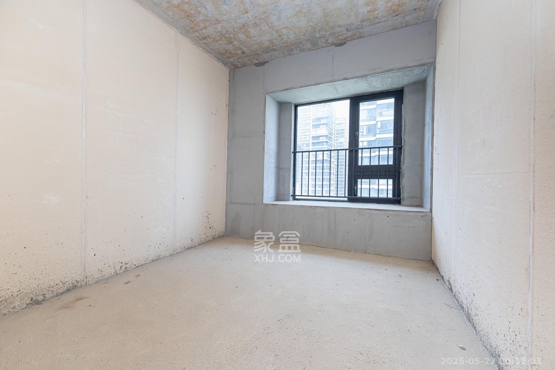 越秀湘江星汇城一期  4室2厅2卫    199.0万 越秀湘江星汇城一期  4室2厅2卫    199.0万卧室