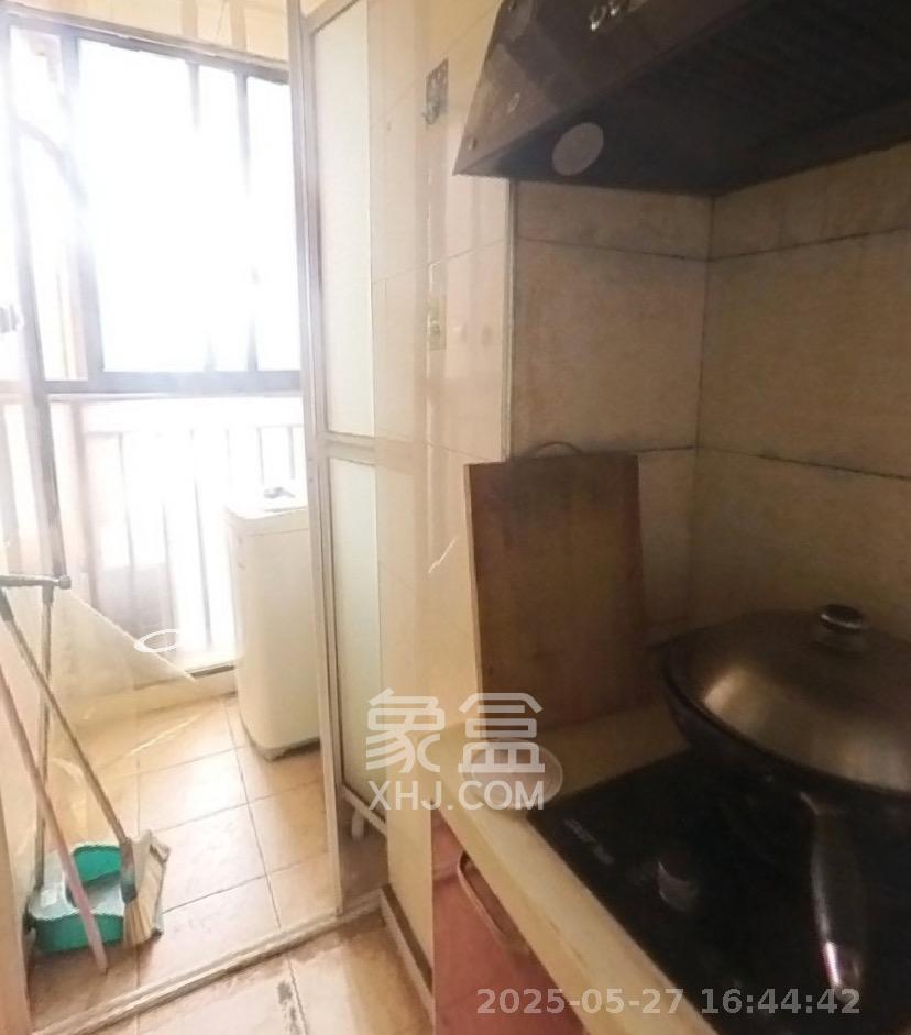 兴威帕克水岸  1室1厅1卫   1200.00元/月室内图