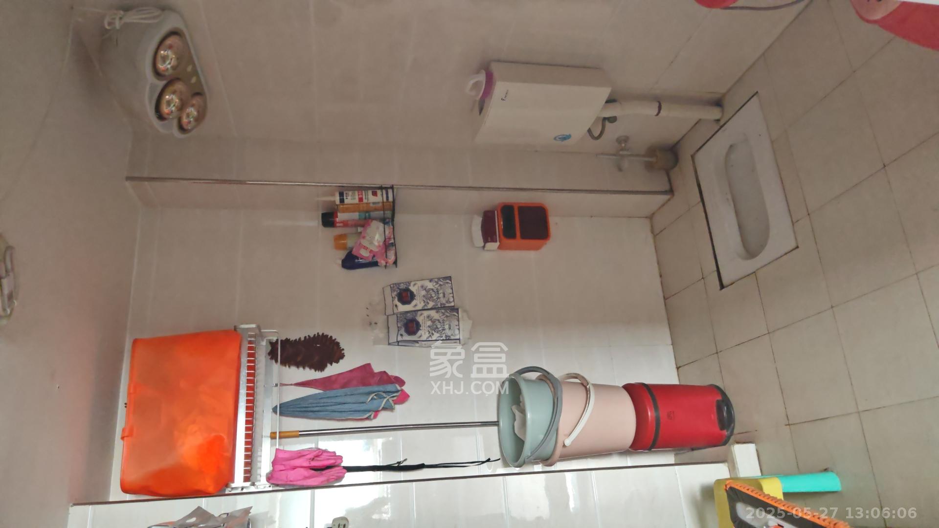 左岸右岸 2室1厅1卫 2600.0元/月 左岸右岸 2室1厅1卫 2600.0元/月室内图