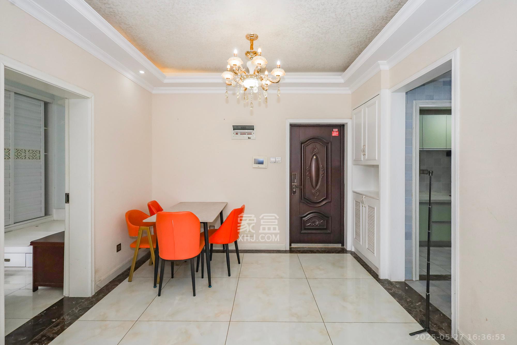 当代滨江MOMA  1室0厅0卫    118.0万其他