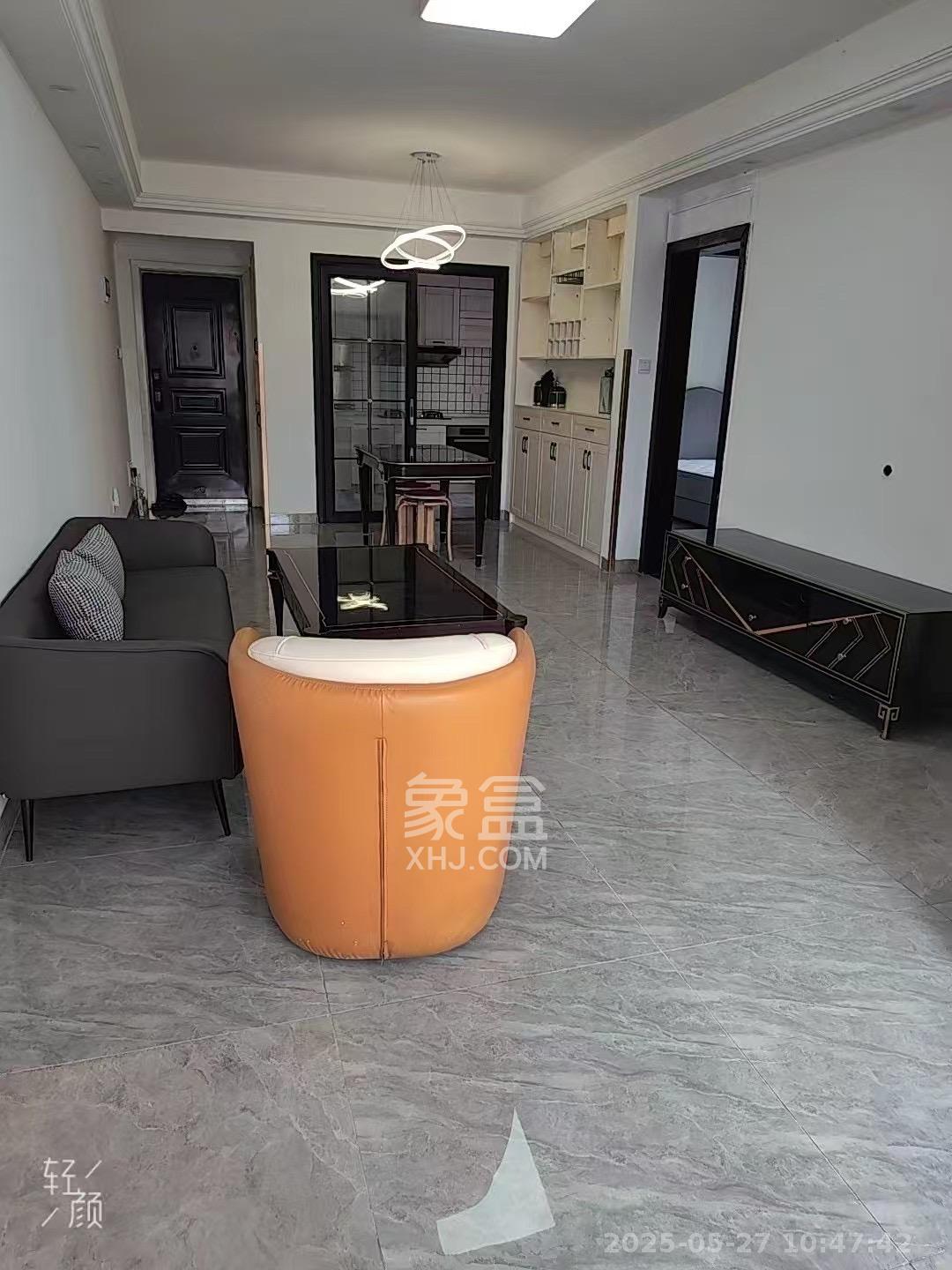 梅溪湖合能璞丽  3室2厅2卫   2600.00元/月