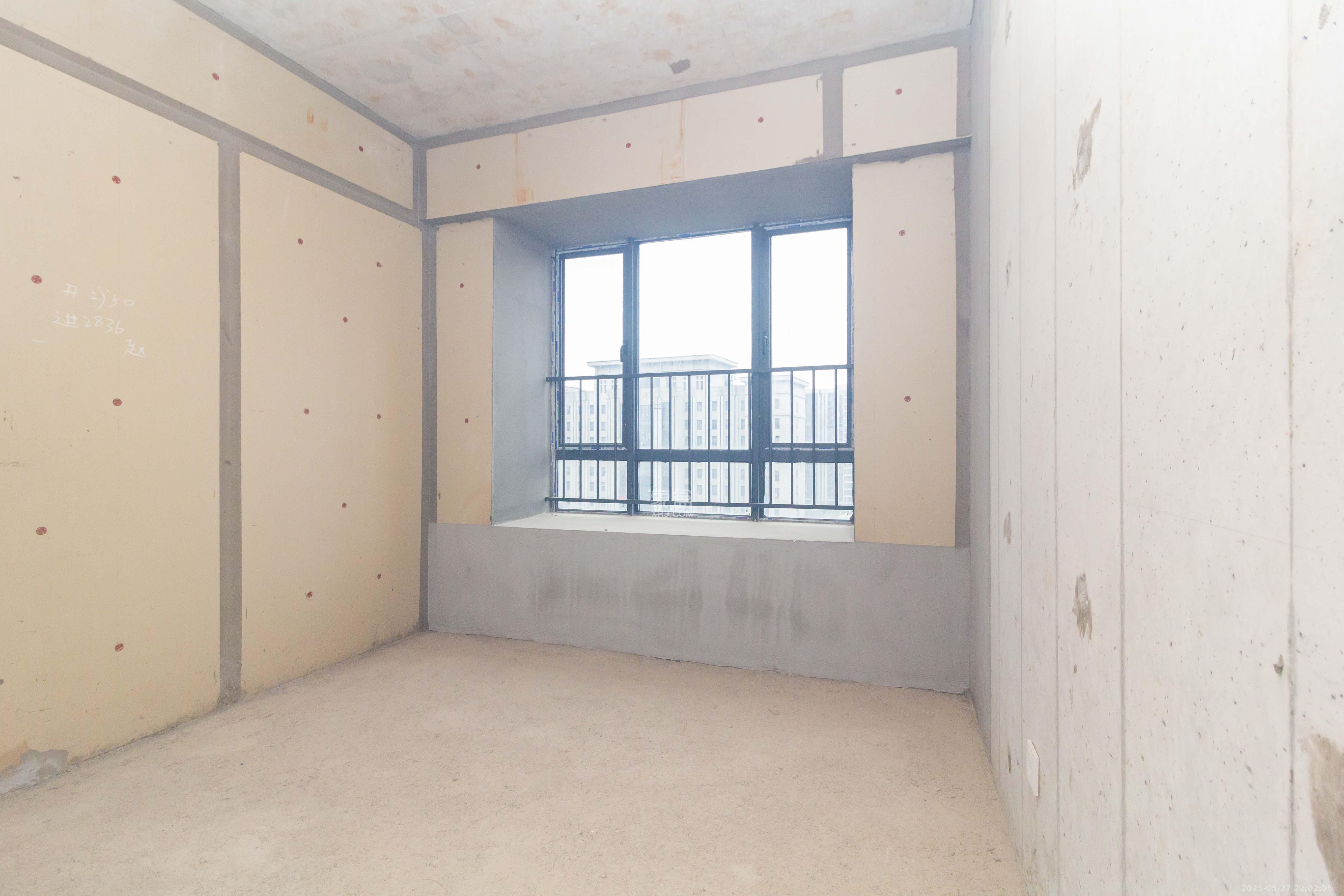 旭辉汇樾城  4室2厅2卫    98.0万 旭辉汇樾城  4室2厅2卫    98.0万卧室