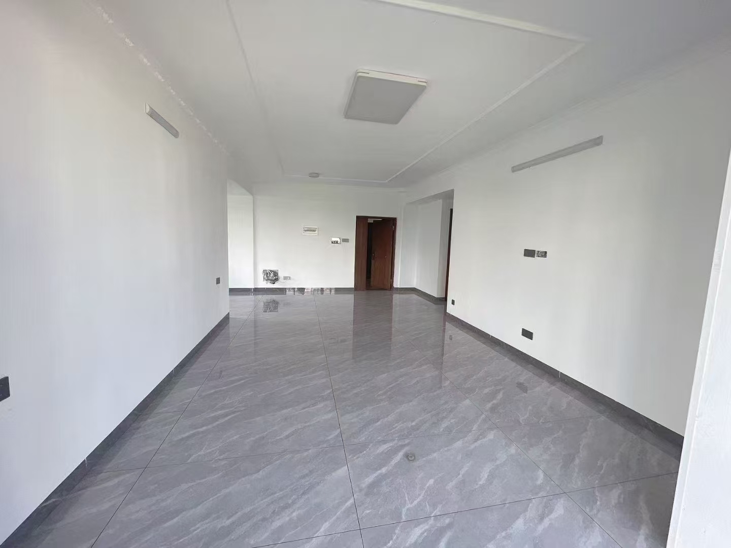 祗园  1室2厅1卫    167.0万 祗园  1室2厅1卫    167.0万室内图