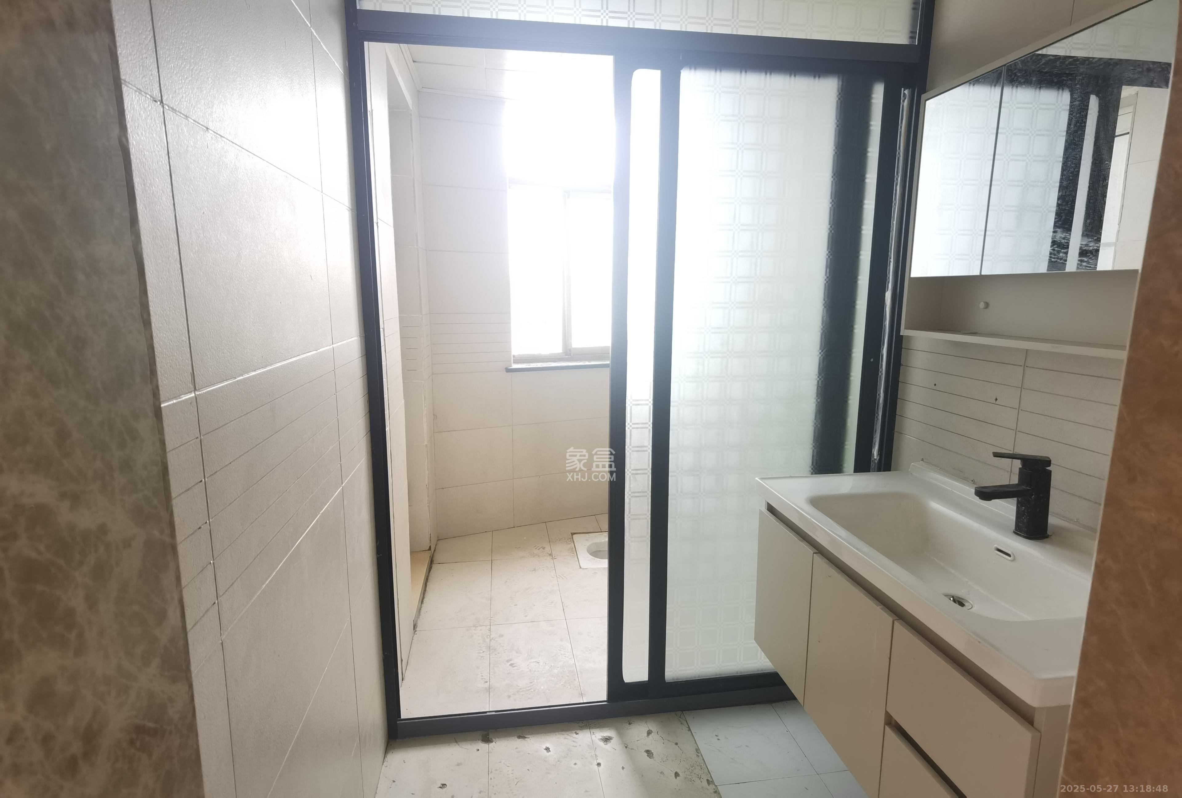 西岸润泽府 5室2厅3卫 4500.0元/月 西岸润泽府 5室2厅3卫 4500.0元/月室内图