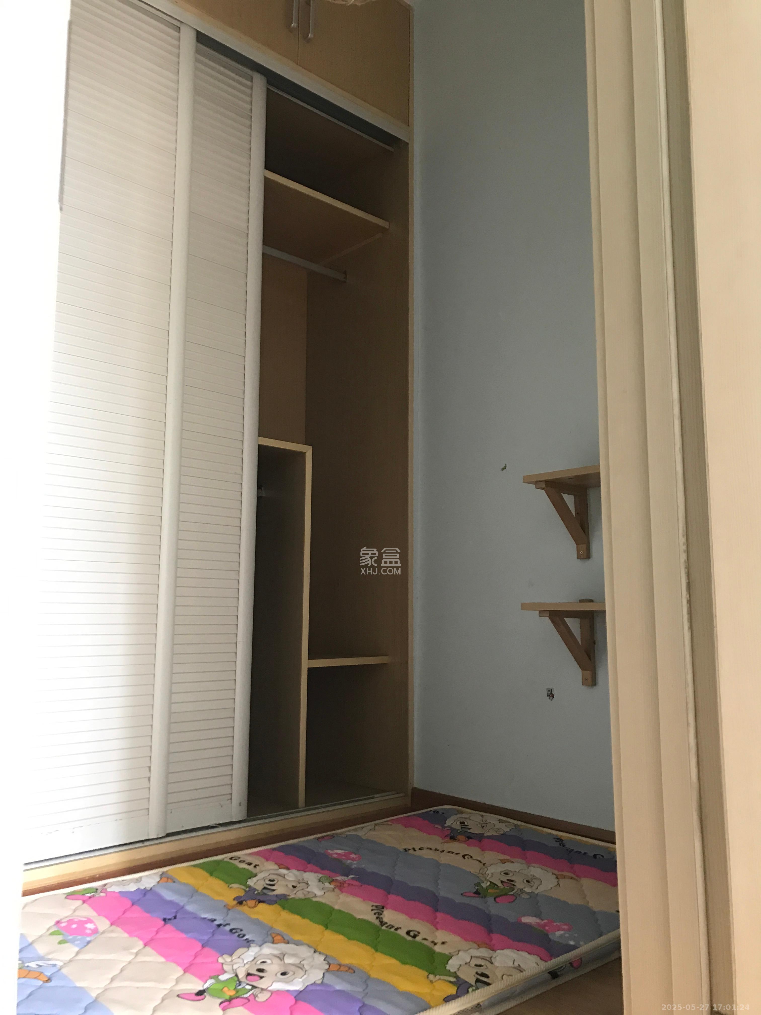 郡原广场  1室1厅1卫   1700.00元/月室内图