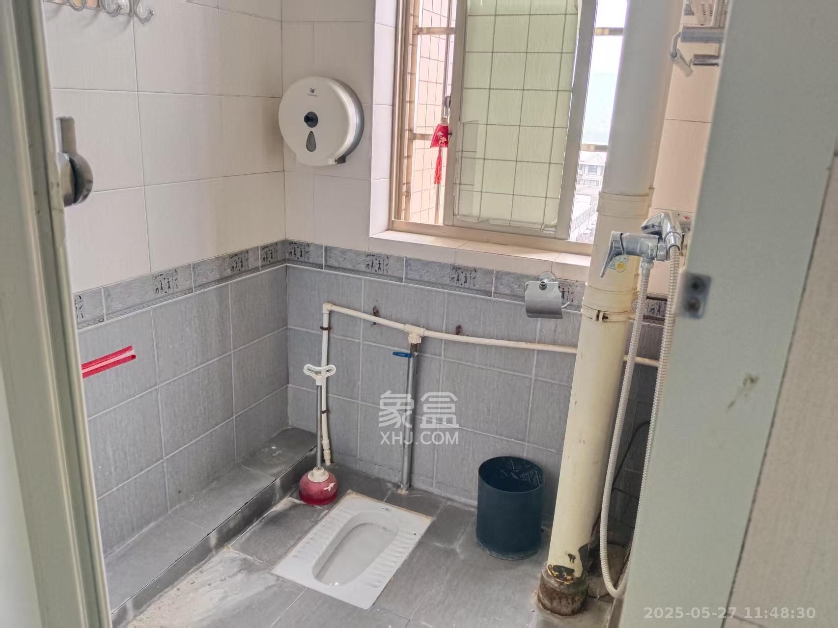 王府井公寓(福源公寓) 3室2厅2卫 4980.0元/月 王府井公寓(福源公寓) 3室2厅2卫 4980.0元/月室内图