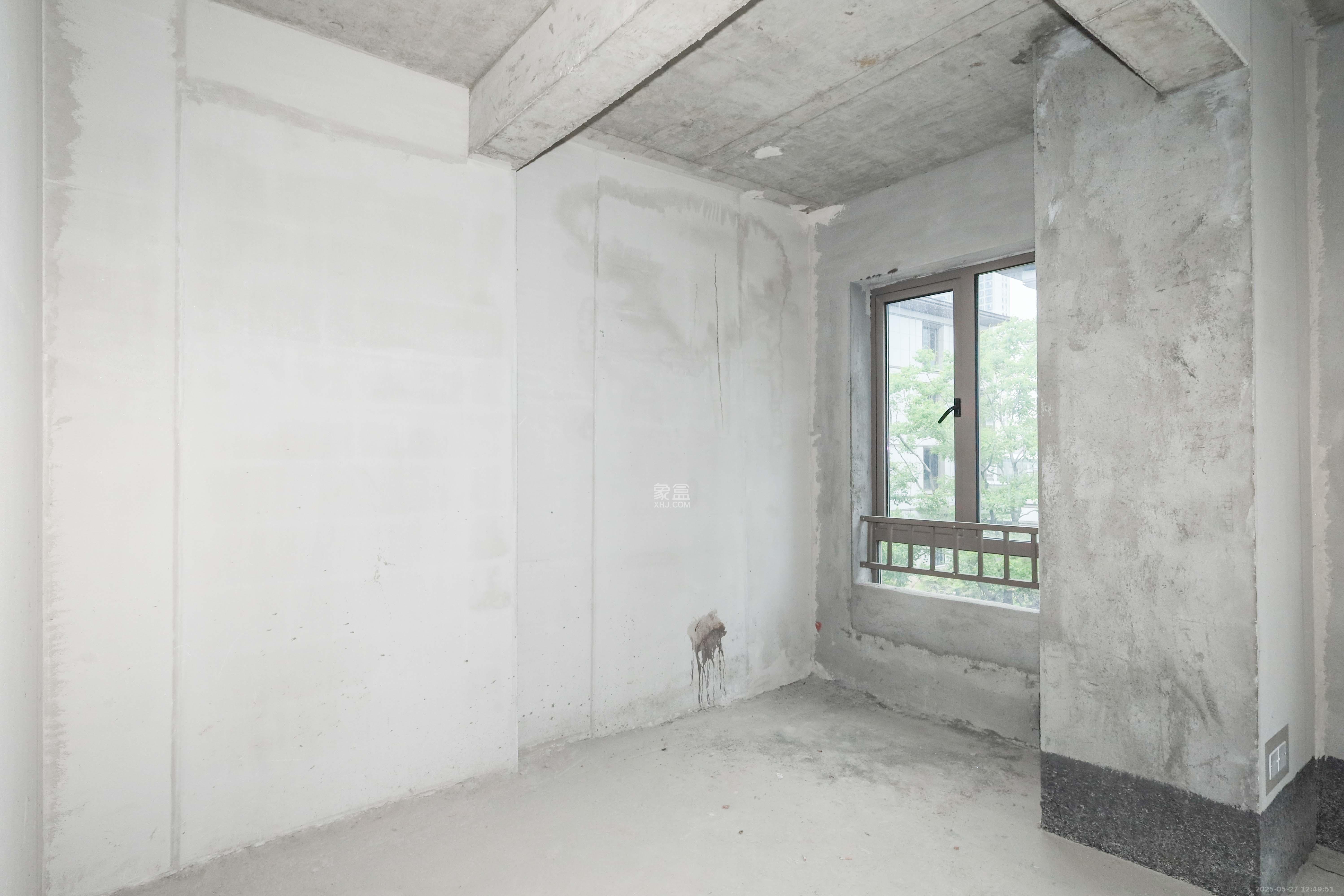 长沙溪山悦  5室2厅2卫   285.00万卧室