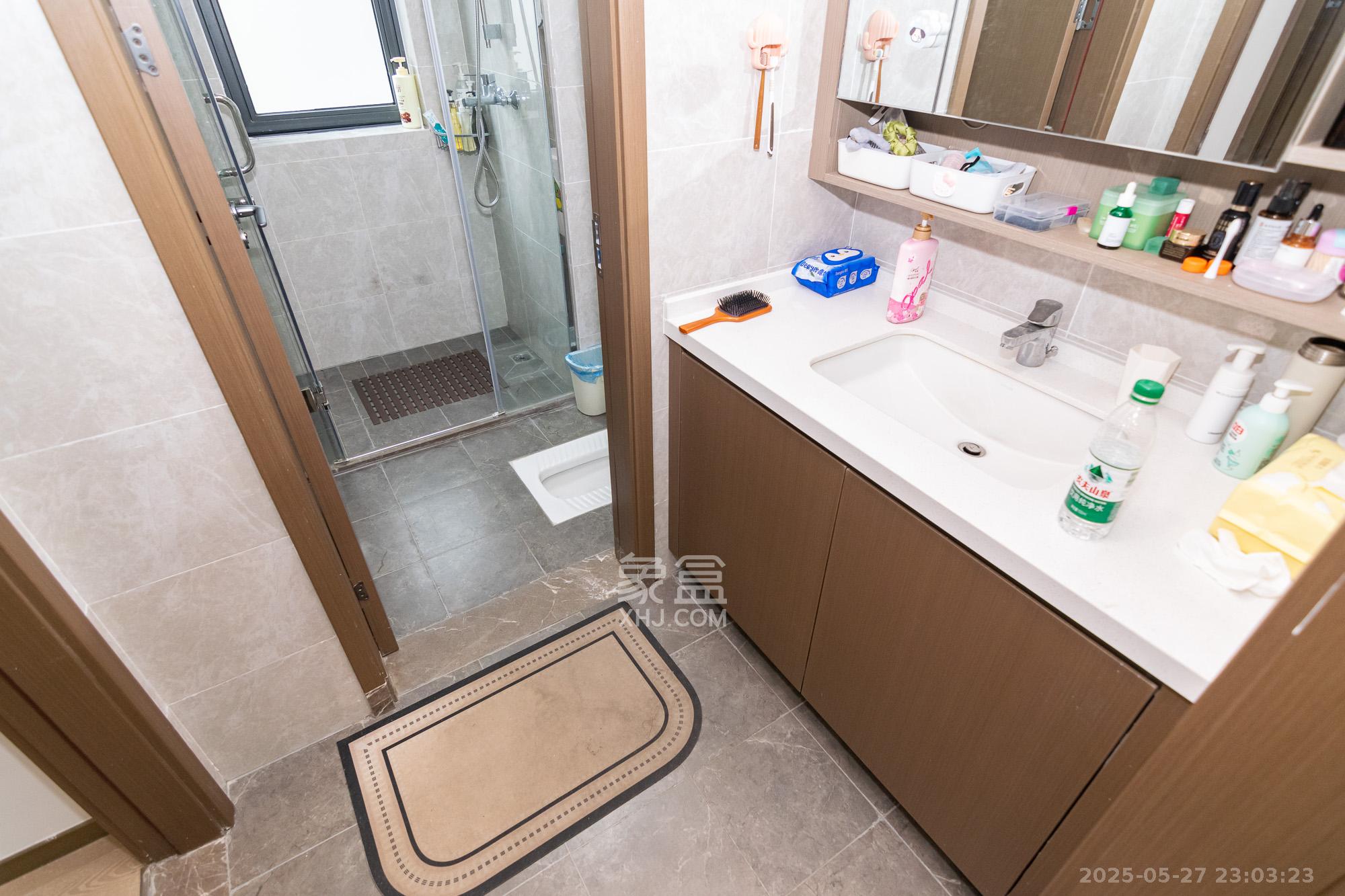 中交凤鸣九章 3室2厅2卫 105.0万 中交凤鸣九章 3室2厅2卫 105.0万卫生间