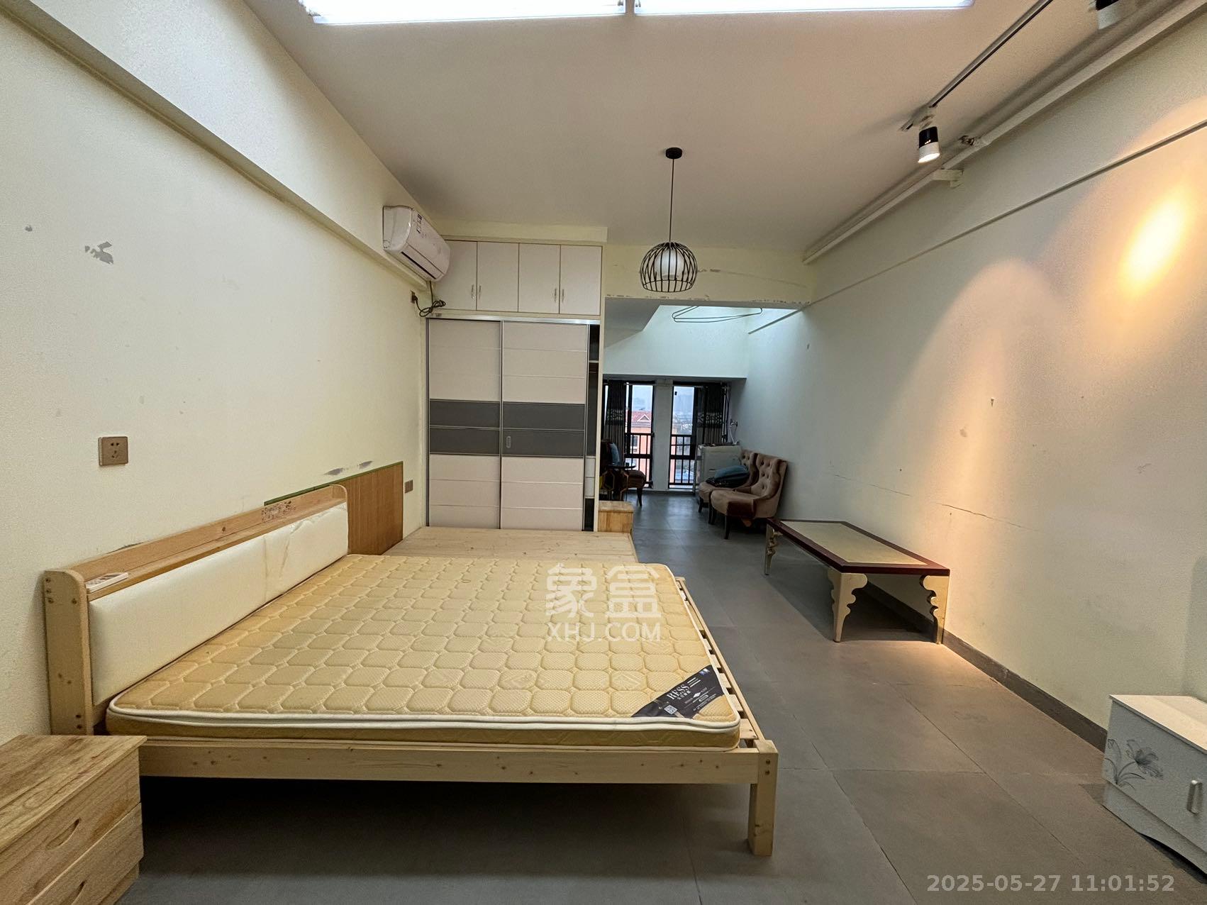 中建芙蓉嘉苑  1室1厅1卫   1300.00元/月室内图