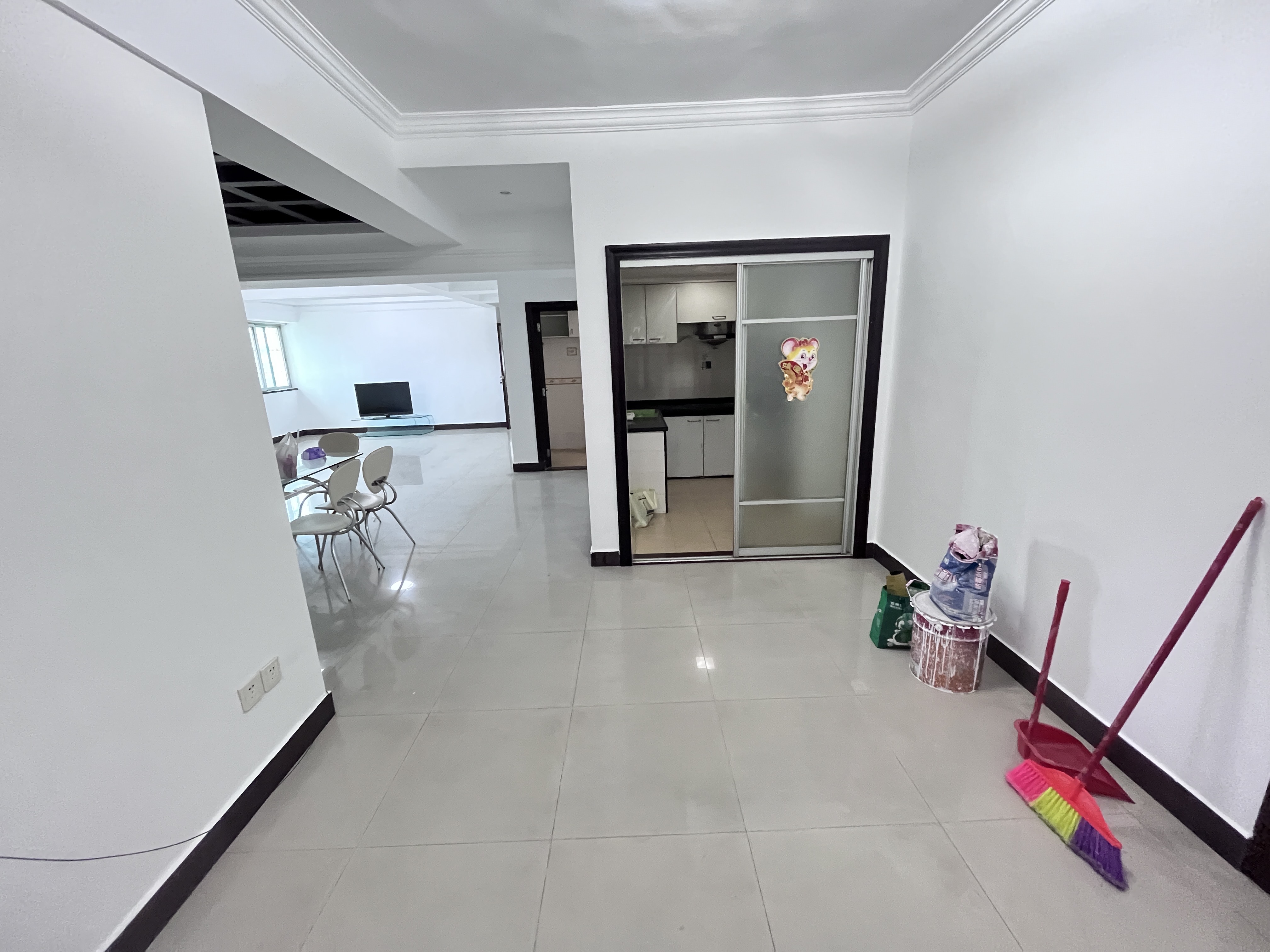 金福城 4室2厅2卫 3000.0元/月 金福城 4室2厅2卫 3000.0元/月室内图