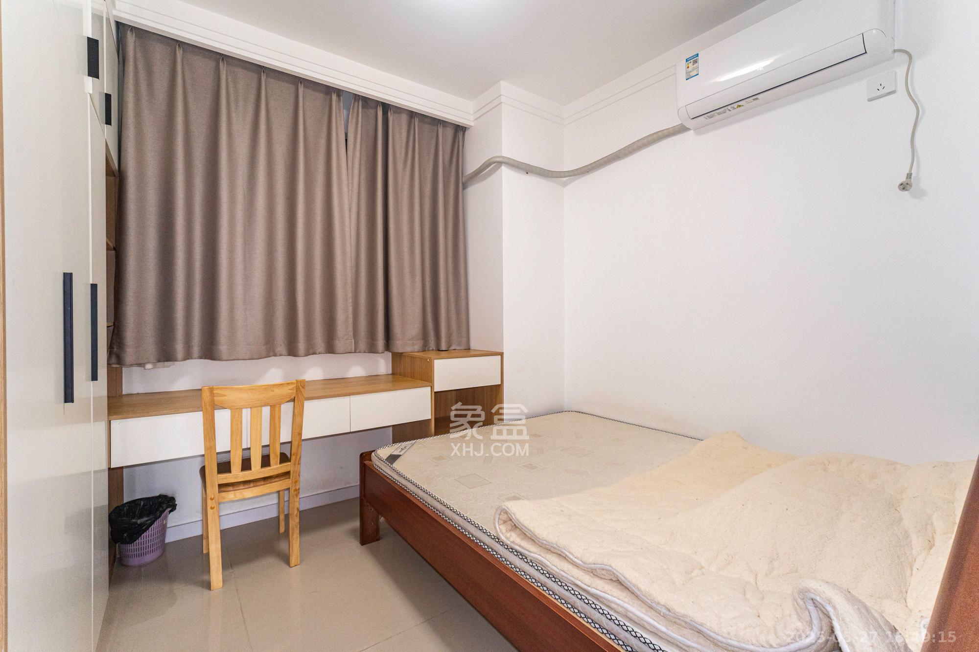 金辉优步星樾  3室2厅2卫    72.8万 金辉优步星樾  3室2厅2卫    72.8万卧室