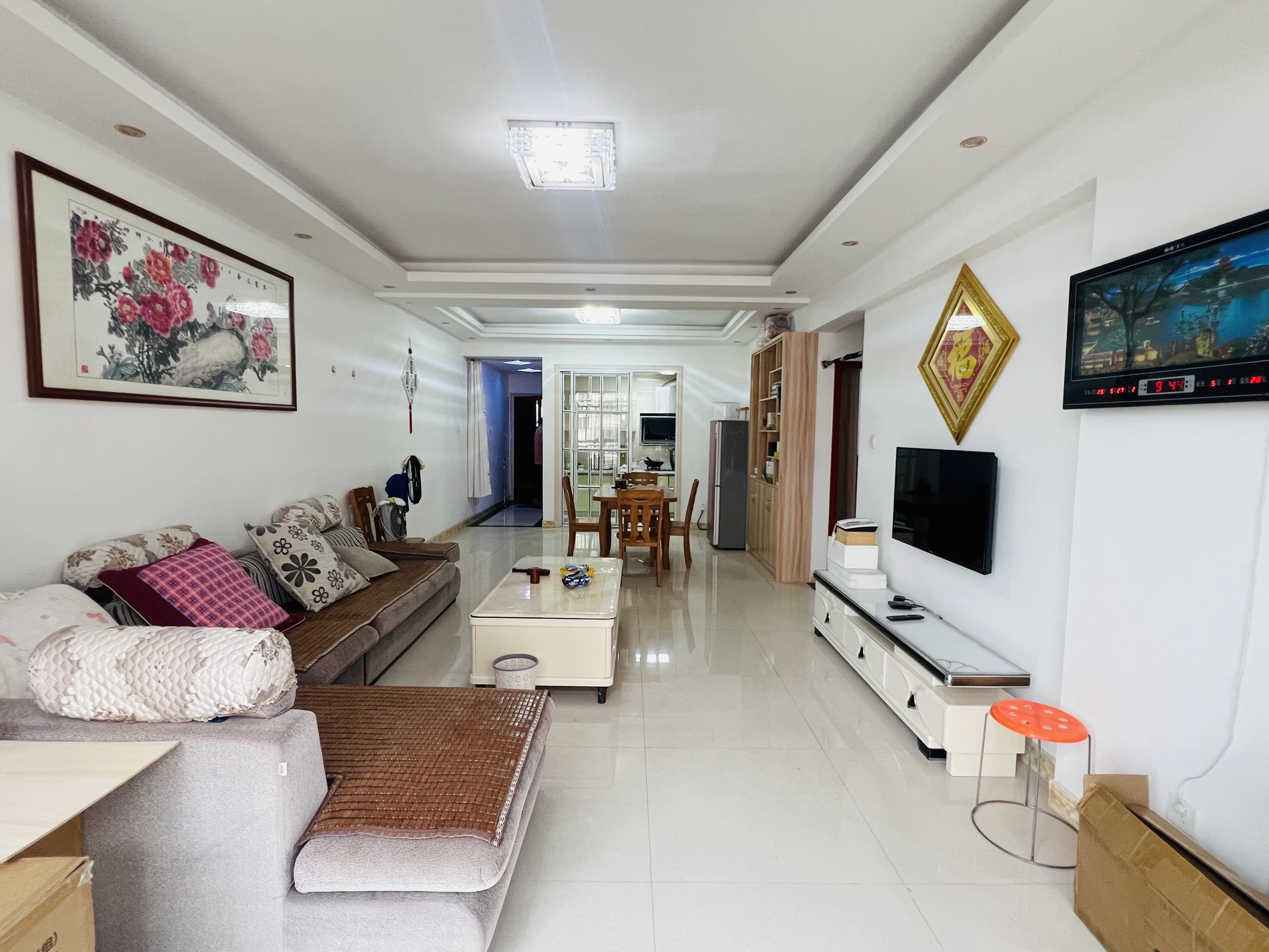 康城上品  2室1厅1卫    42.0万 康城上品  2室1厅1卫    42.0万客厅