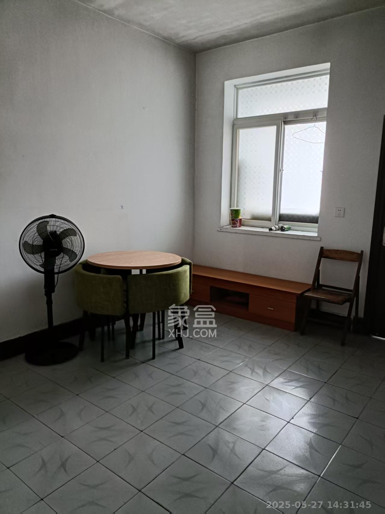 湘钢北门新三村  3室1厅1卫   800.00元/月室内图