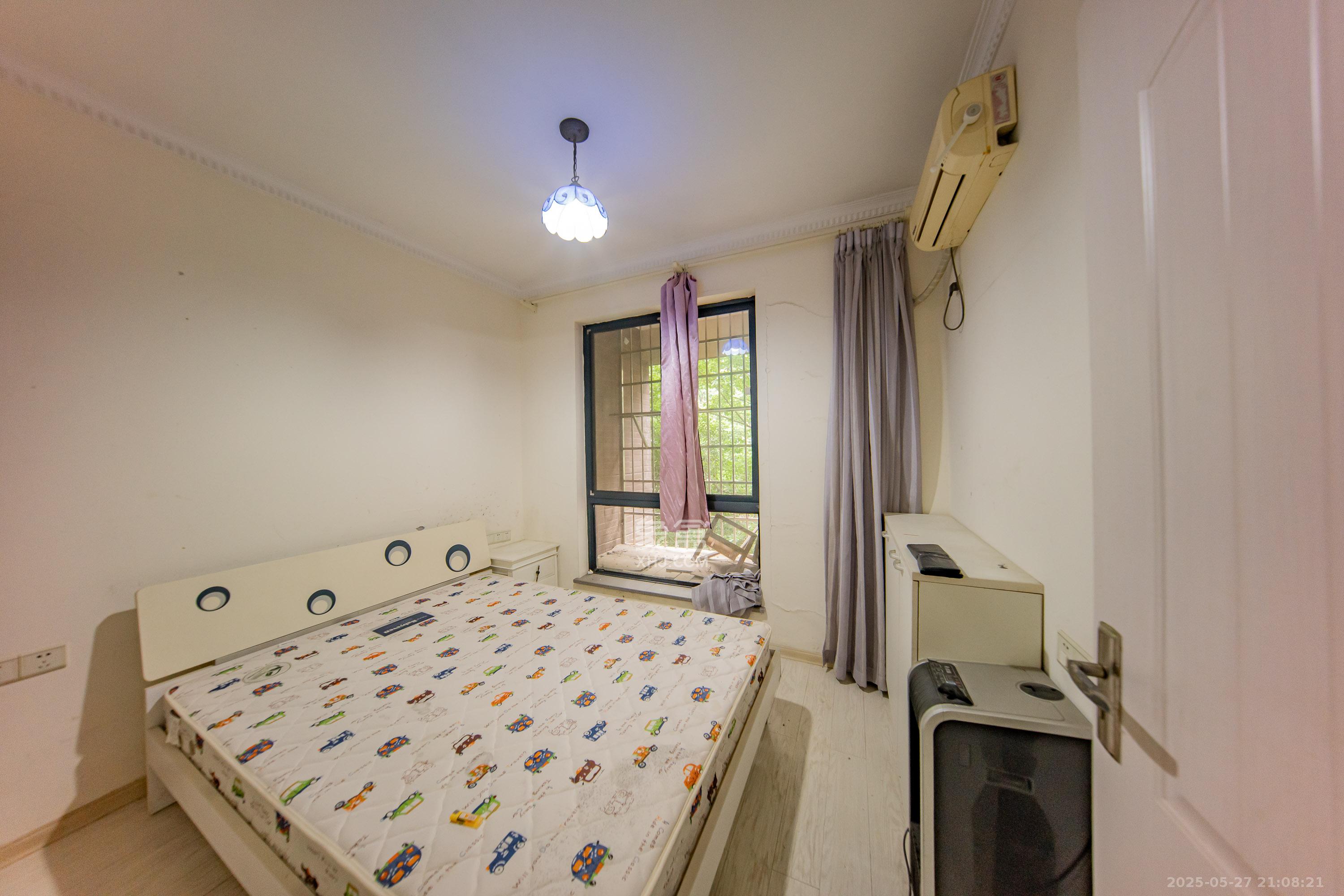 中建麓山和苑 2室2厅1卫 43.8万 中建麓山和苑 2室2厅1卫 43.8万卧室