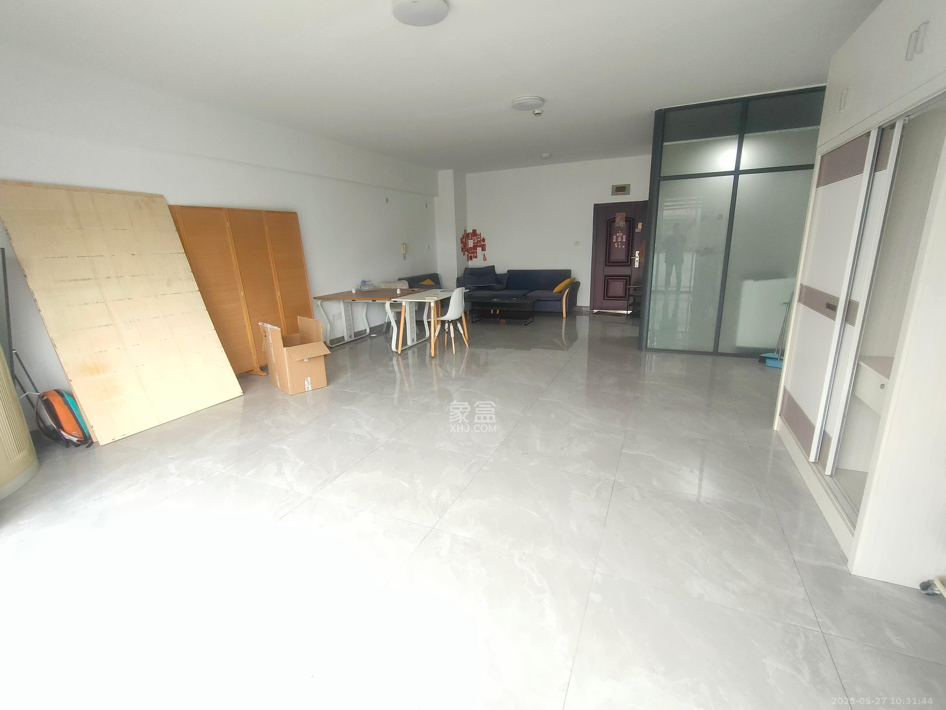 东一时区   140.0㎡     2000.00元/月室内图