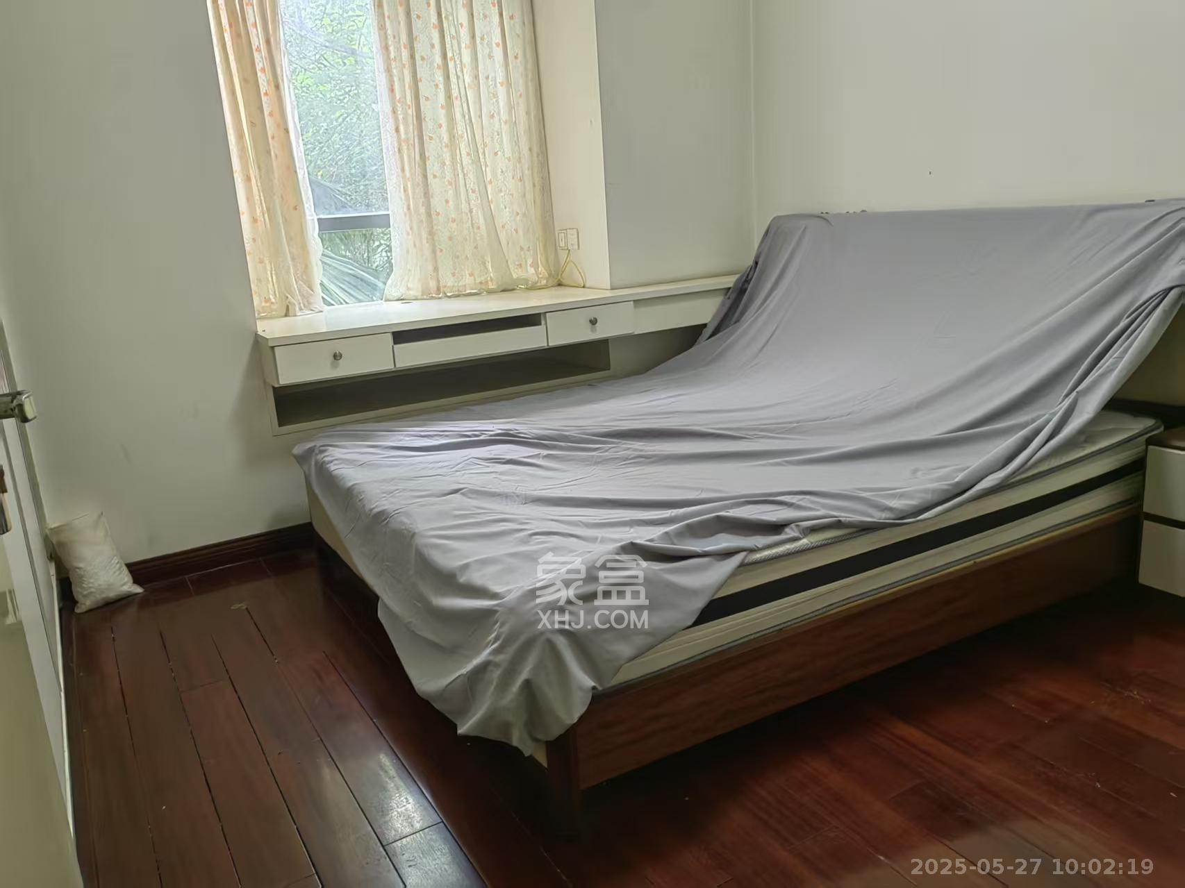 银港水晶城  2室2厅2卫    2200.0元/月室内图