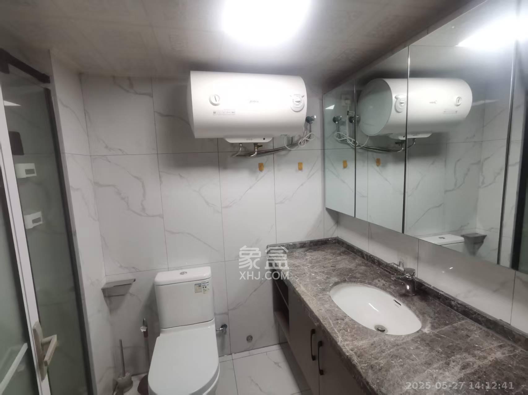 樾山公馆湖湘中心 2室2厅1卫 3400.0元/月 樾山公馆湖湘中心 2室2厅1卫 3400.0元/月室内图