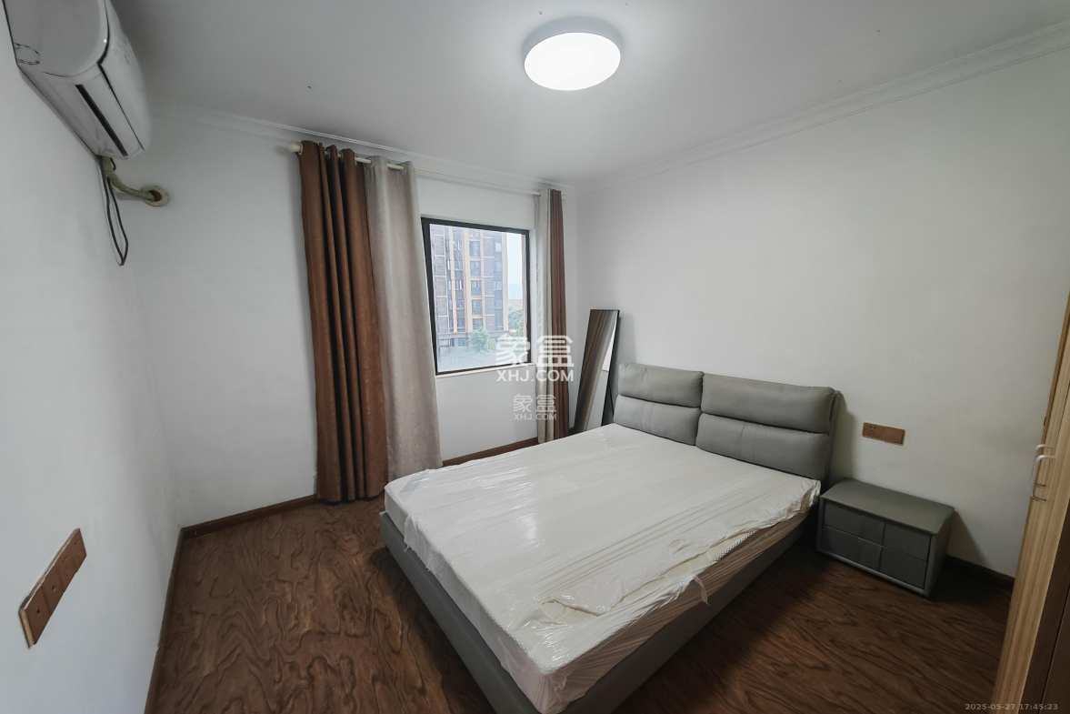 梅溪鑫苑名家 3室2厅2卫 2400.0元/月 梅溪鑫苑名家 3室2厅2卫 2400.0元/月室内图