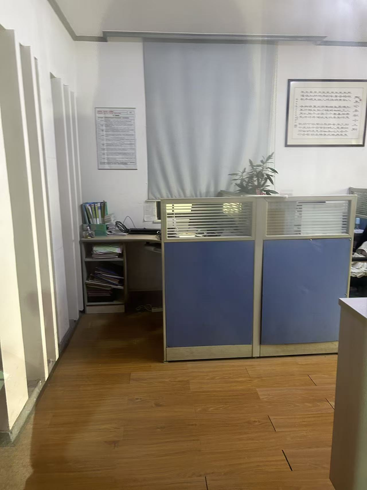 龙园别墅 7室2厅4卫 16000.0元/月 龙园别墅 7室2厅4卫 16000.0元/月室内图