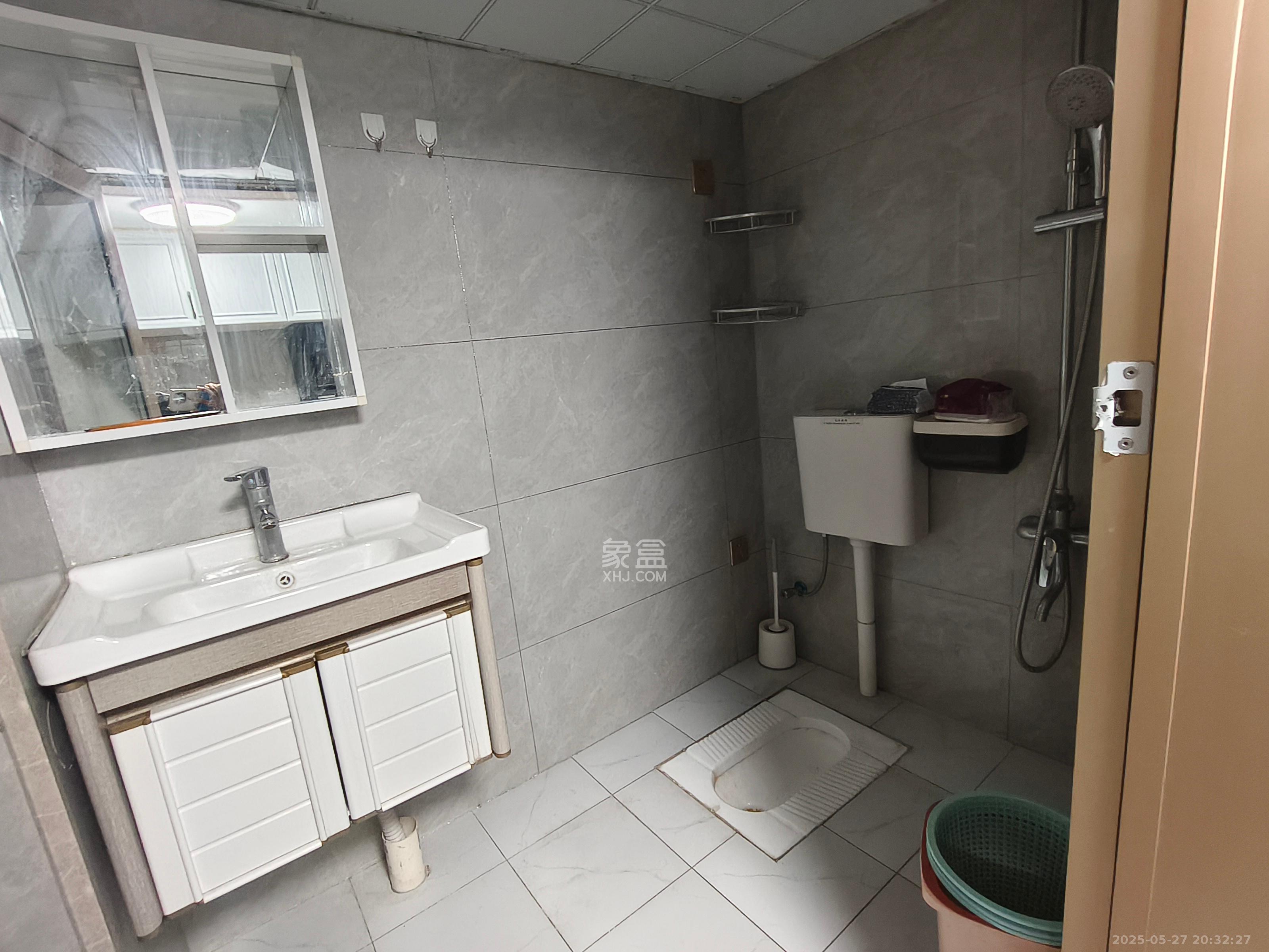 龙湖湘江星座(祺鑫星座公寓) 1室1厅1卫 1200.0元/月 龙湖湘江星座(祺鑫星座公寓) 1室1厅1卫 1200.0元/月室内图