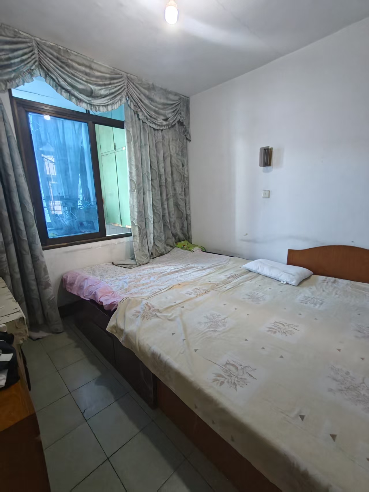 赫山社区建设银行家属区 3室2厅1卫 500.0元/月 赫山社区建设银行家属区 3室2厅1卫 500.0元/月室内图