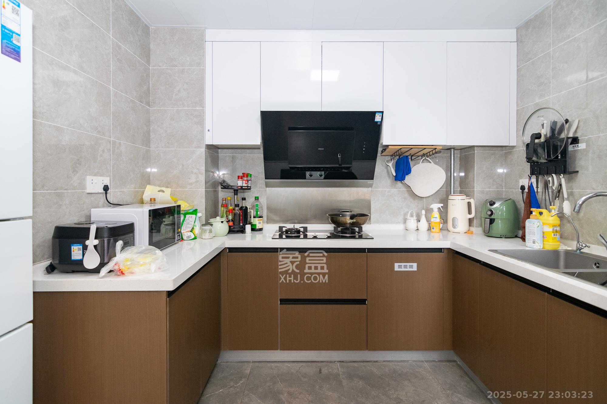 中交凤鸣九章 3室2厅2卫 105.0万 中交凤鸣九章 3室2厅2卫 105.0万厨房