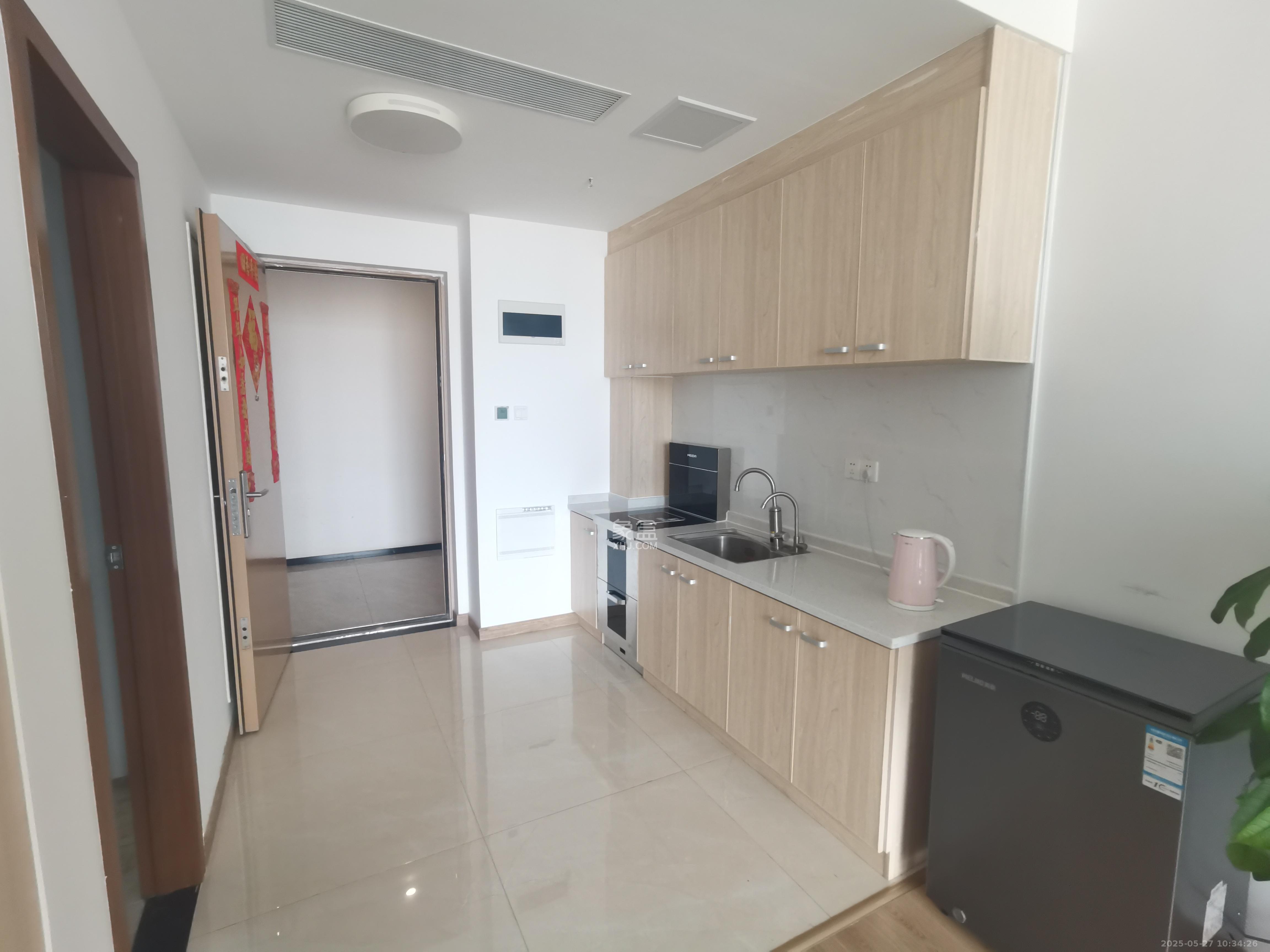 世茂铂曼 1室1厅1卫 2300.0元/月 世茂铂曼 1室1厅1卫 2300.0元/月室内图