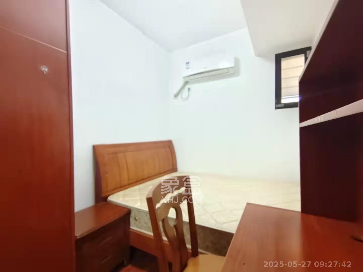 达美D6区  3室2厅1卫   2600.00元/月室内图