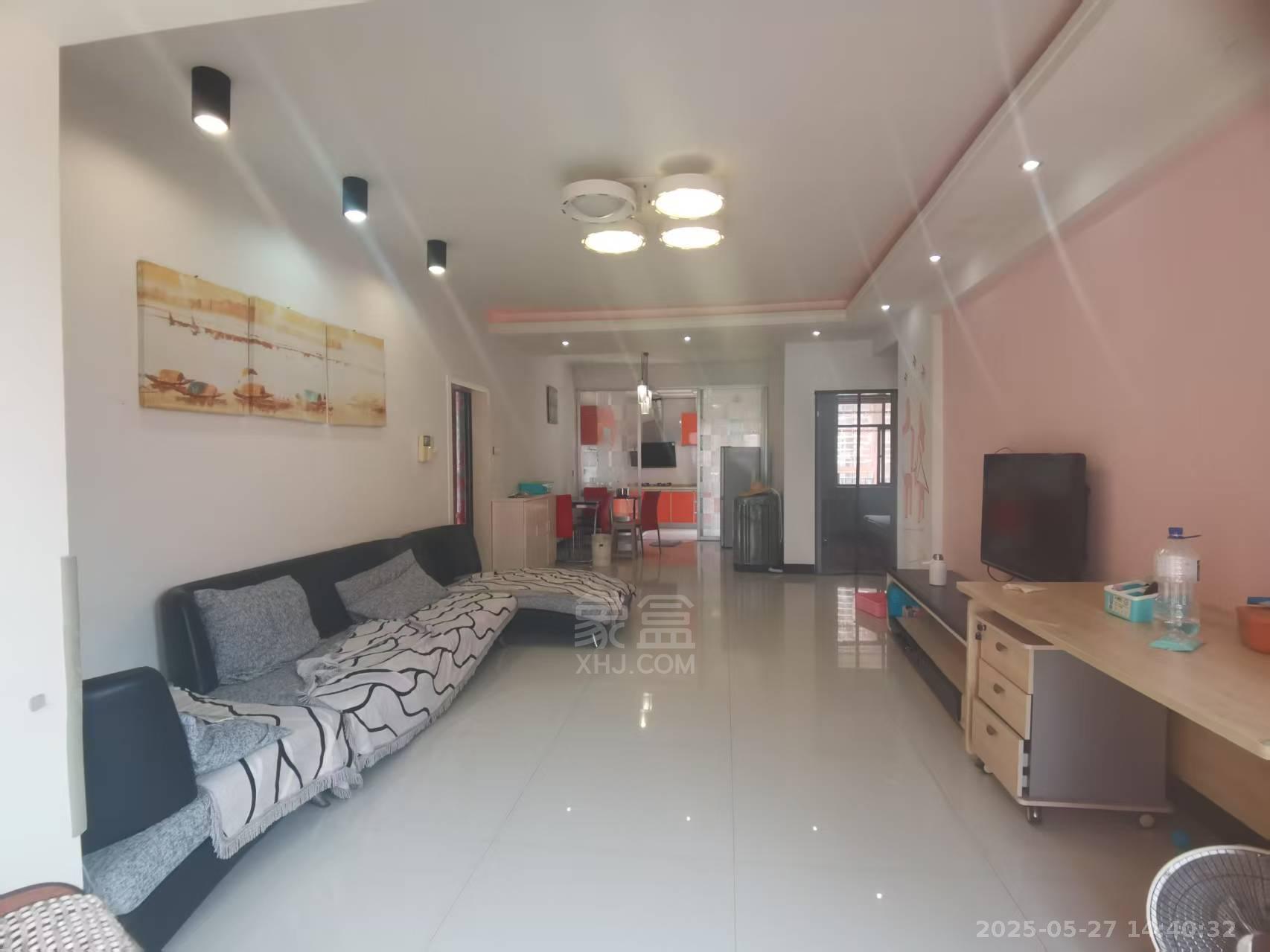 庐山恋 2室1厅1卫 1500.0元/月 庐山恋 2室1厅1卫 1500.0元/月室内图