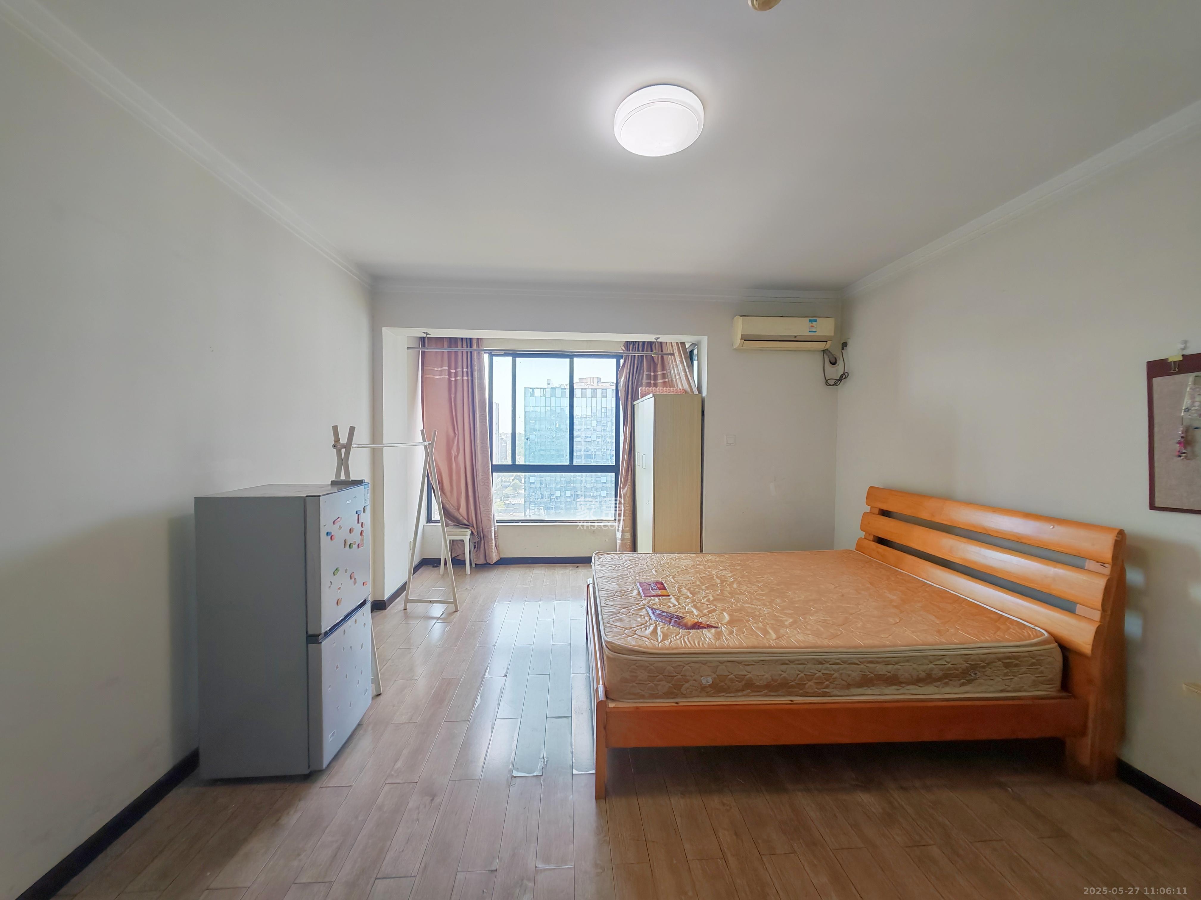 标志商务中心 1室0厅1卫 1100.0元/月 标志商务中心 1室0厅1卫 1100.0元/月室内图