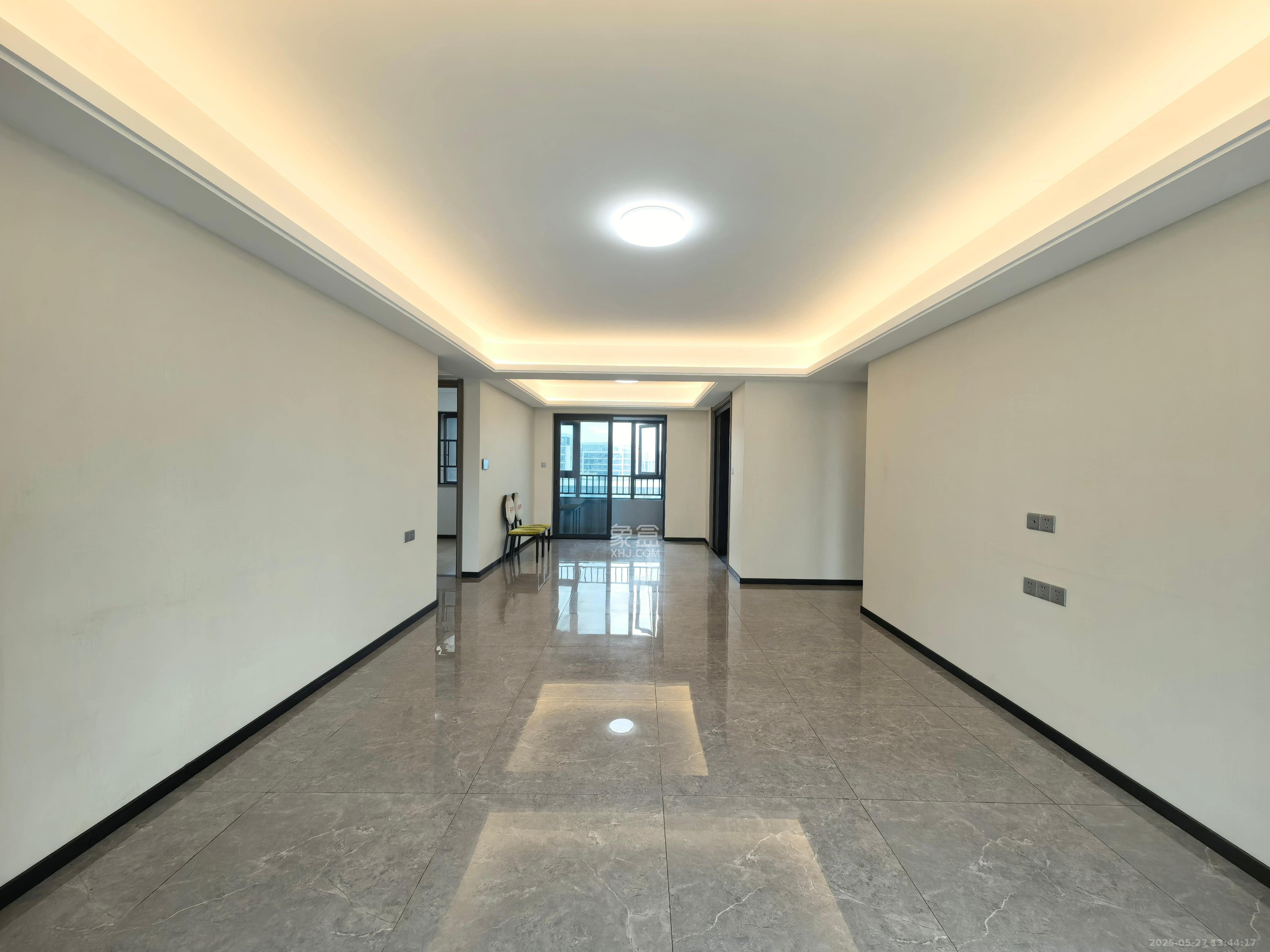 中海阅溪府 4室2厅2卫 3600.0元/月 中海阅溪府 4室2厅2卫 3600.0元/月室内图