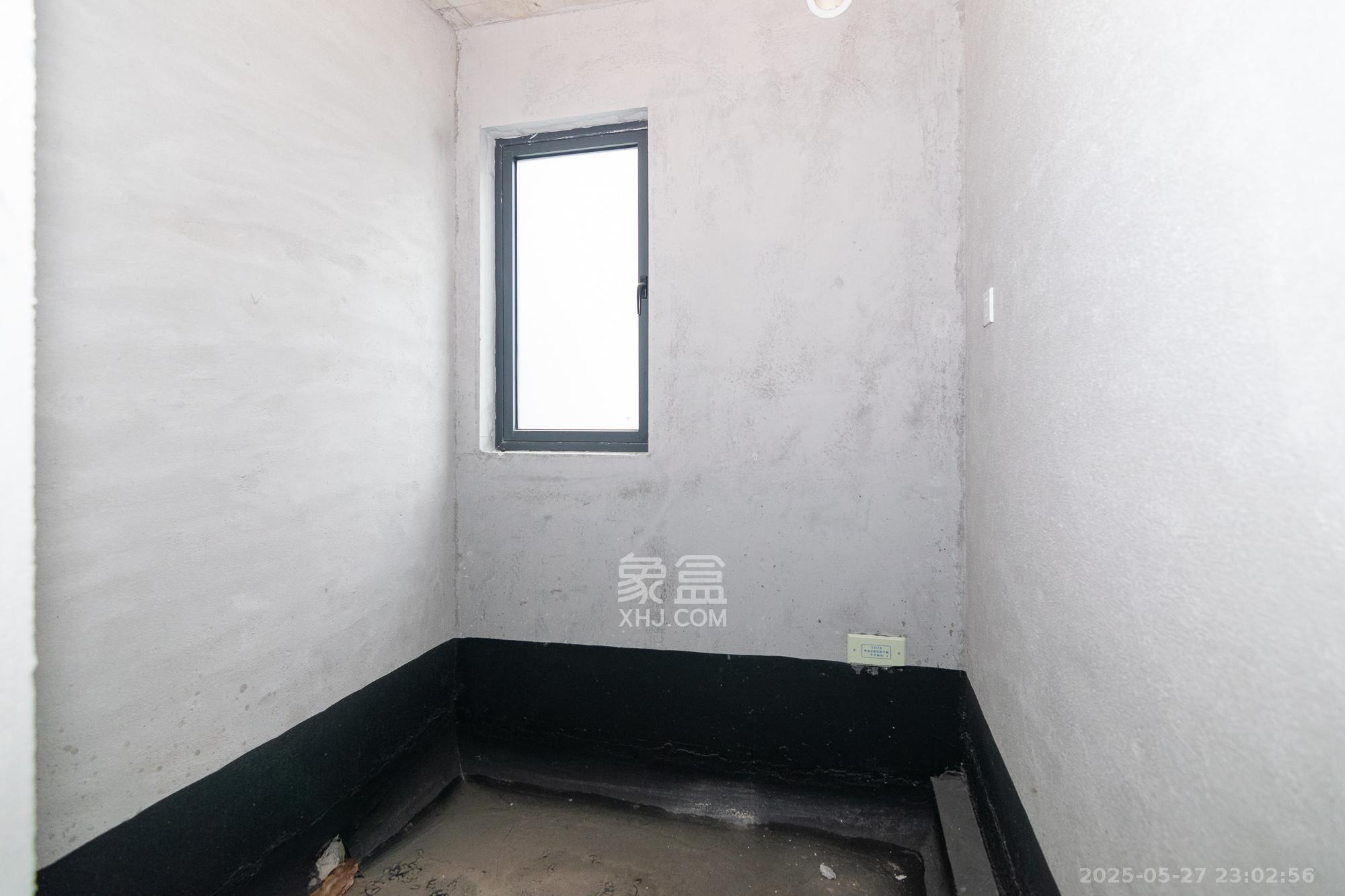 中交凤鸣九章 3室2厅2卫 85.0万 中交凤鸣九章 3室2厅2卫 85.0万卫生间