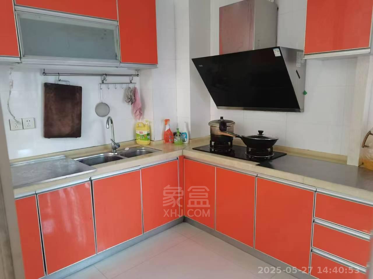 庐山恋 2室1厅1卫 1500.0元/月 庐山恋 2室1厅1卫 1500.0元/月室内图